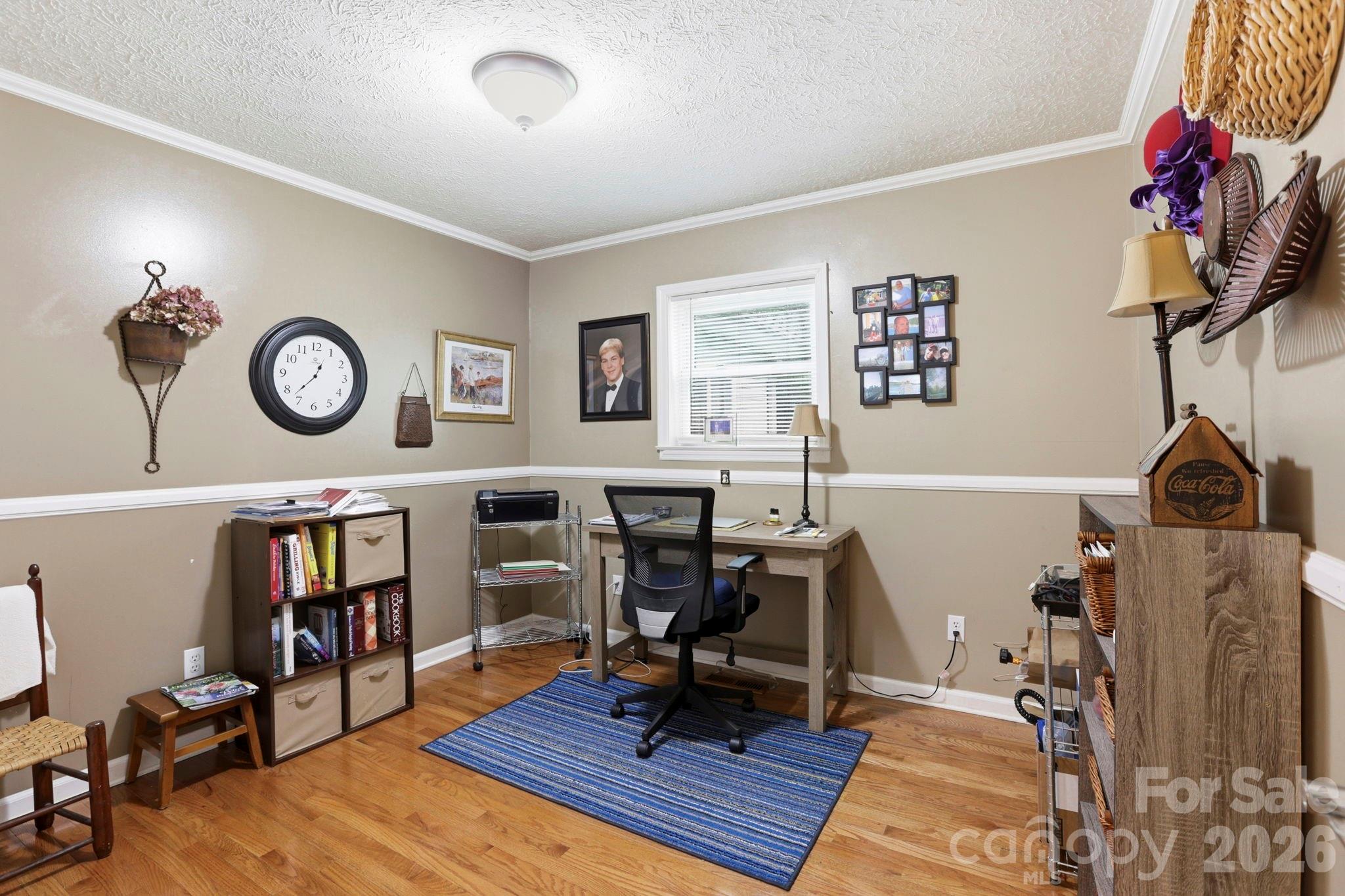 main property photo 25