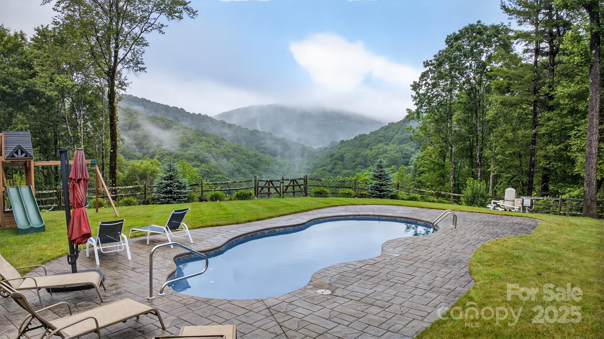 main property photo 45