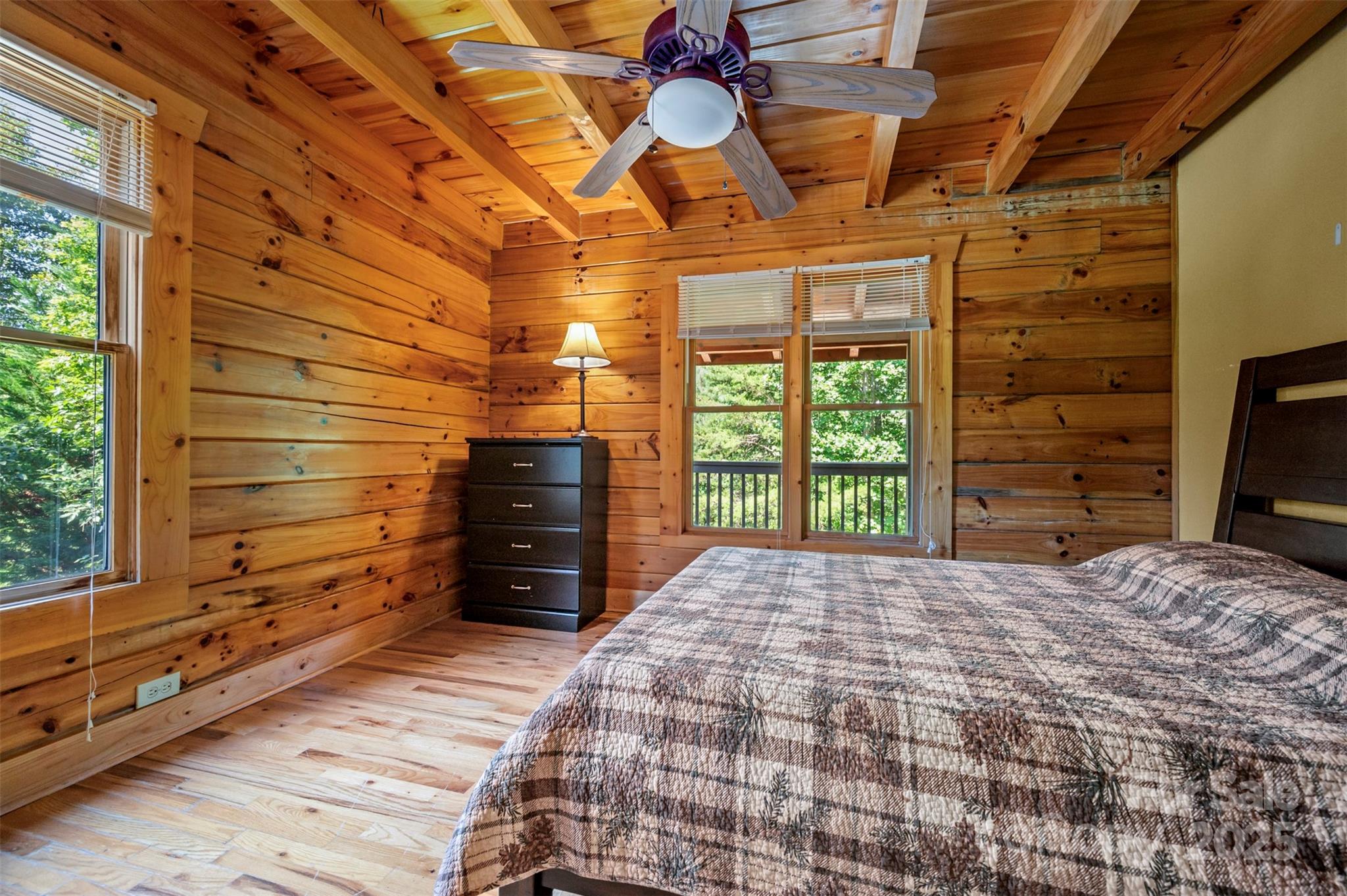 main property photo 11