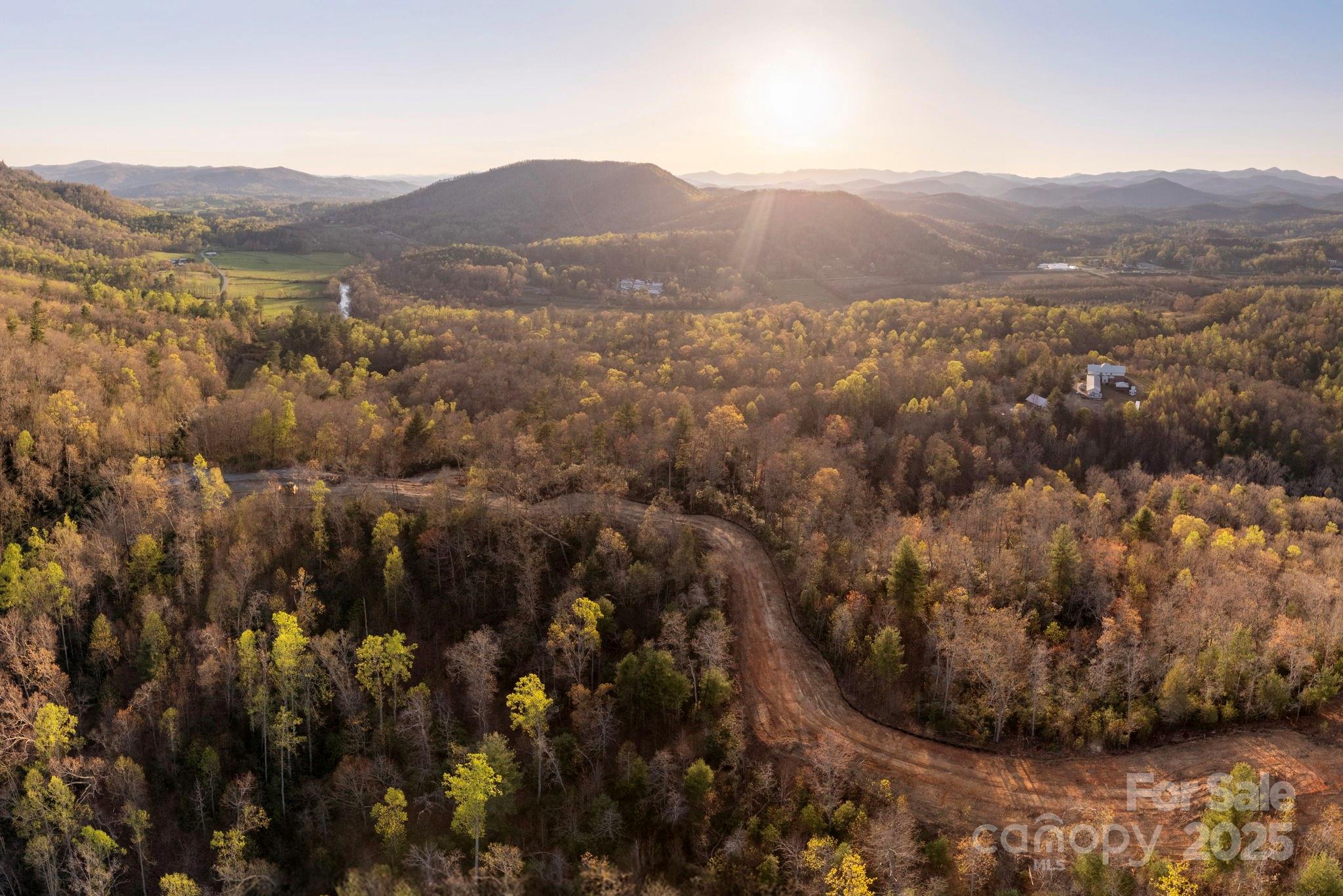 main property photo 17