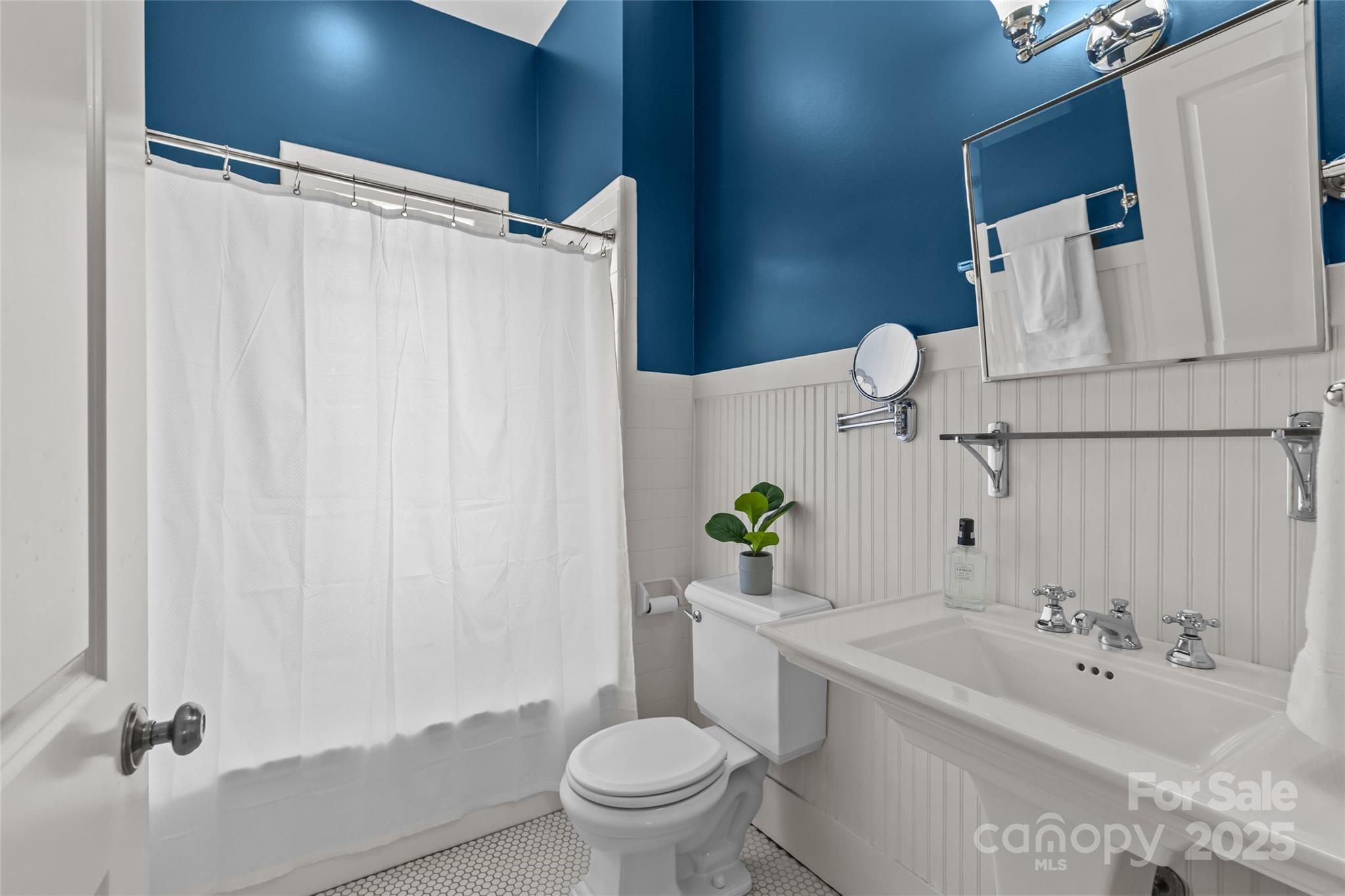 property viewer photo 17
