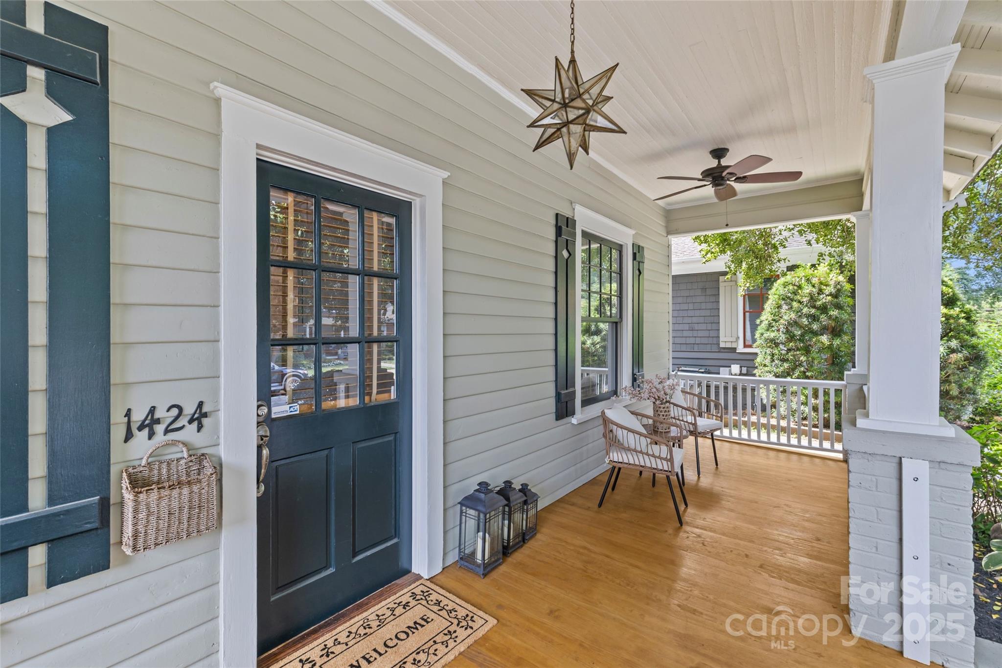 property viewer photo 2