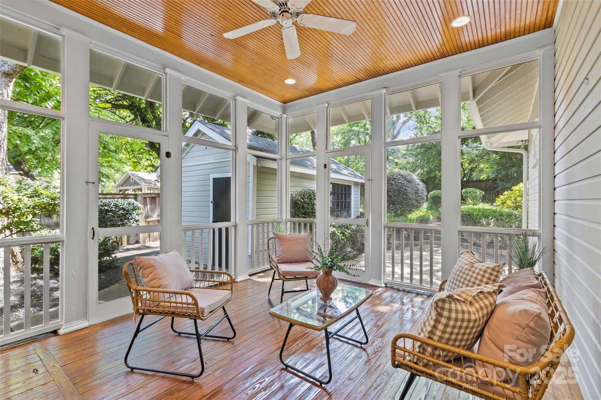 property viewer photo 22