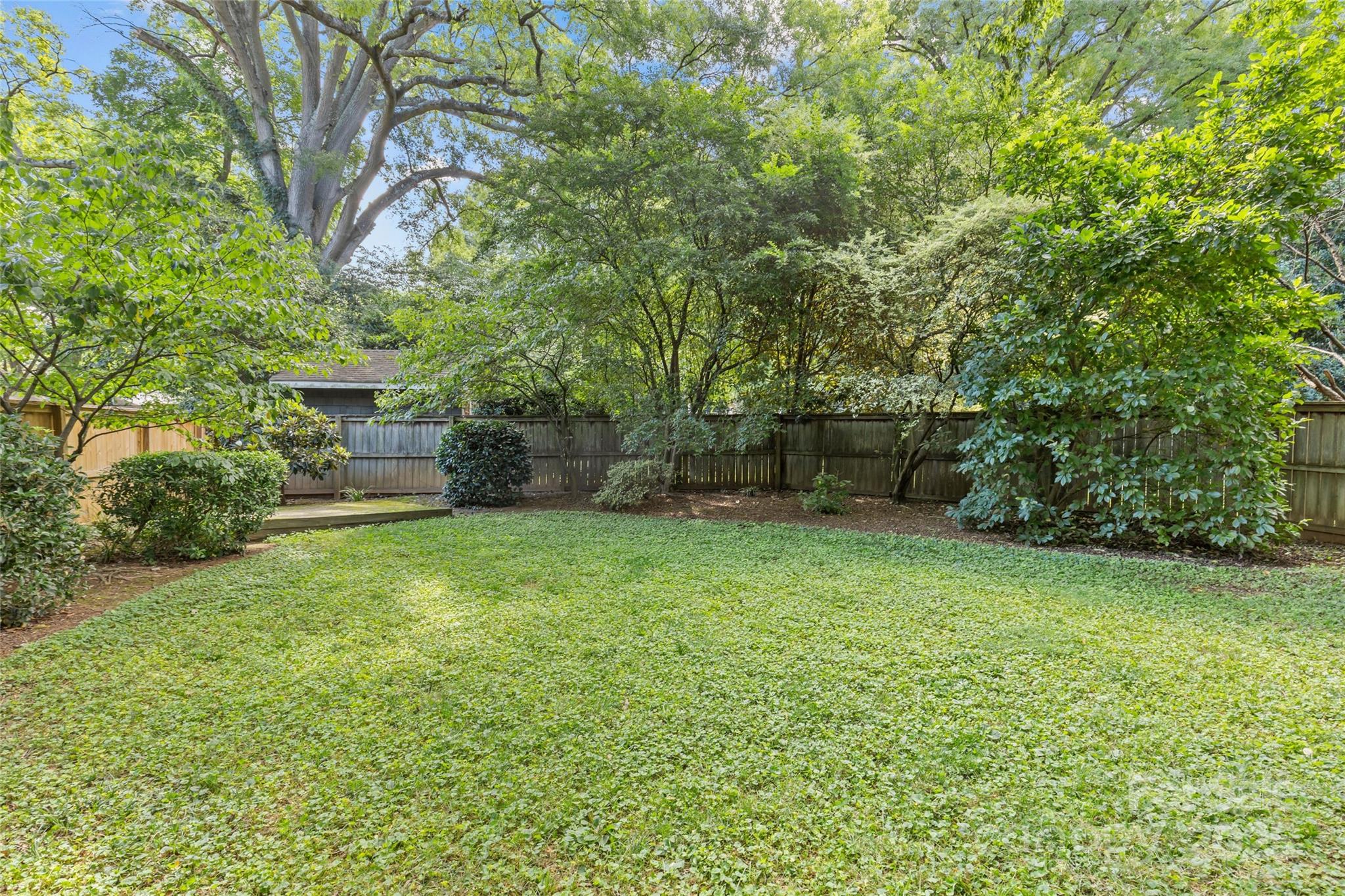 property viewer photo 26