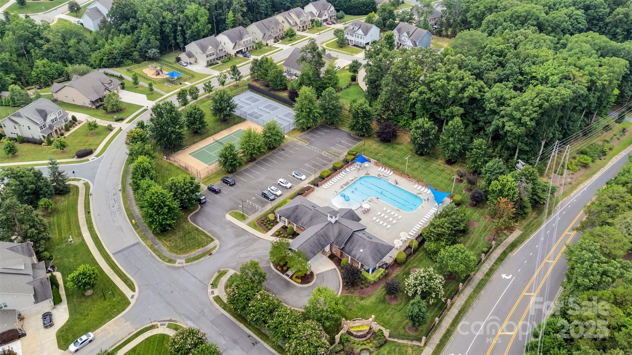 property viewer photo 31