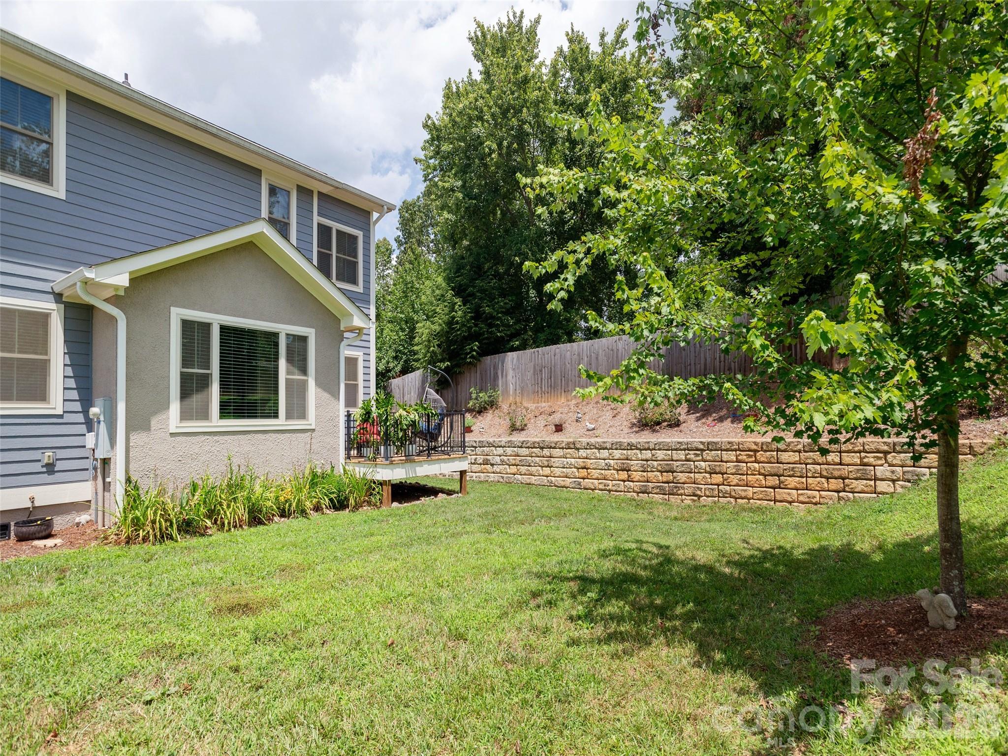 property viewer photo 30