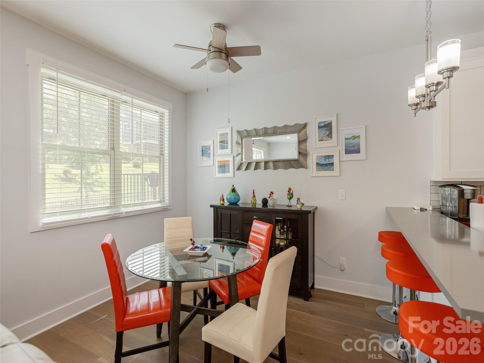 property viewer photo 8