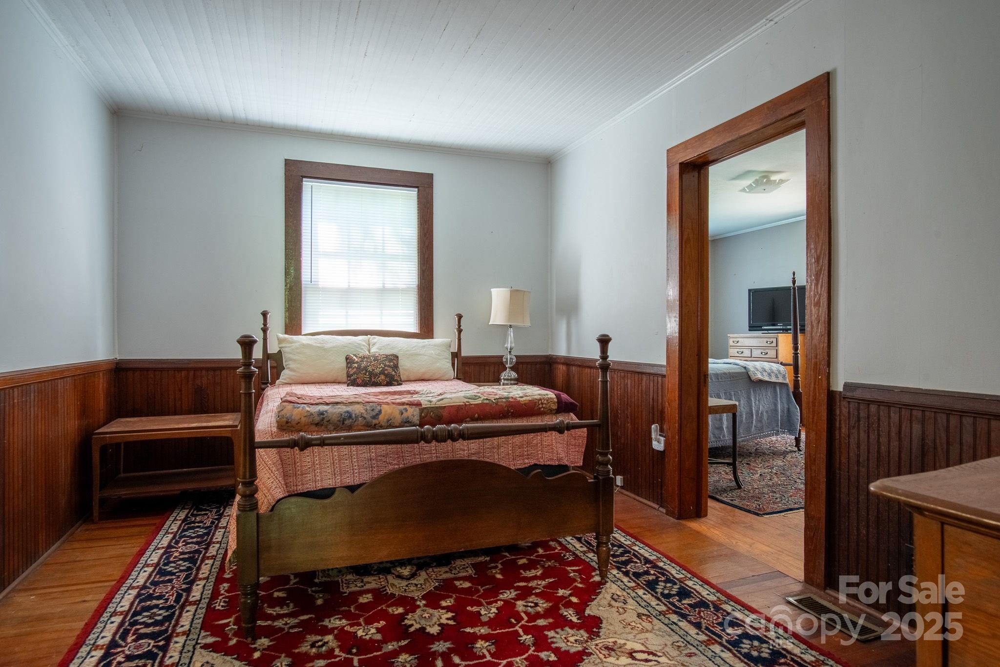 main property photo 26