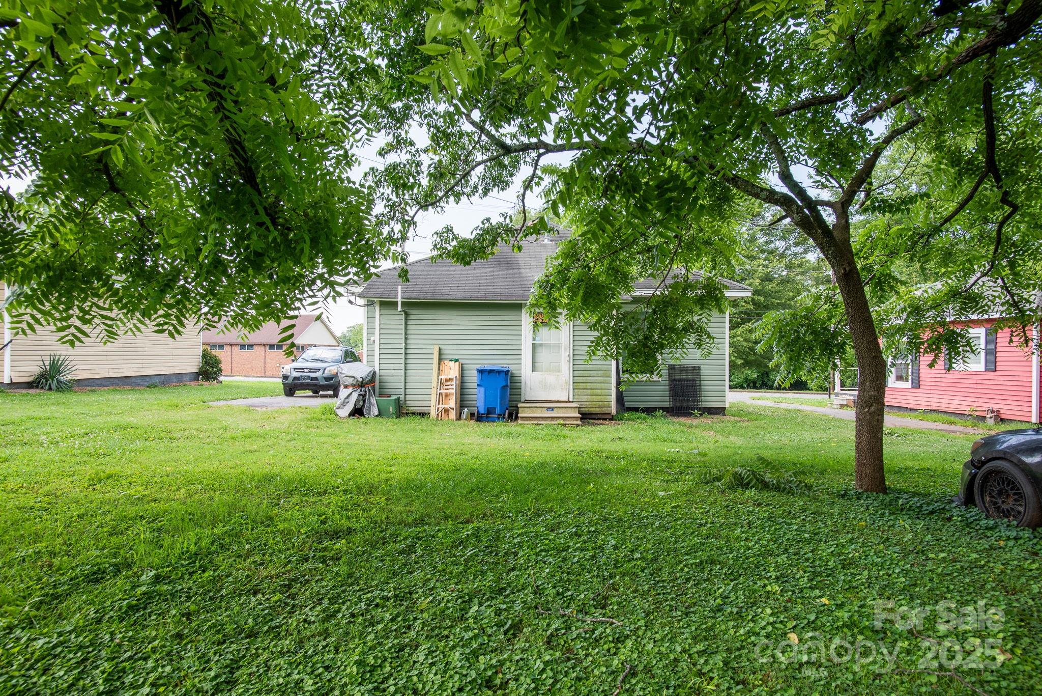 main property photo 35