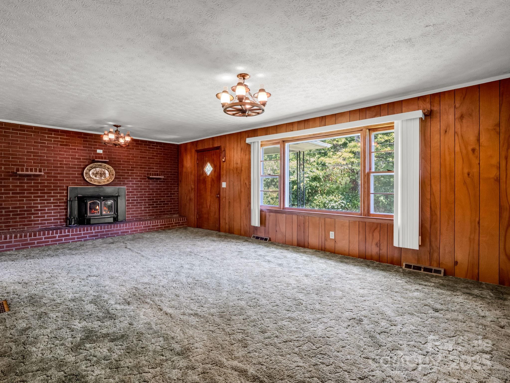 property viewer photo 1