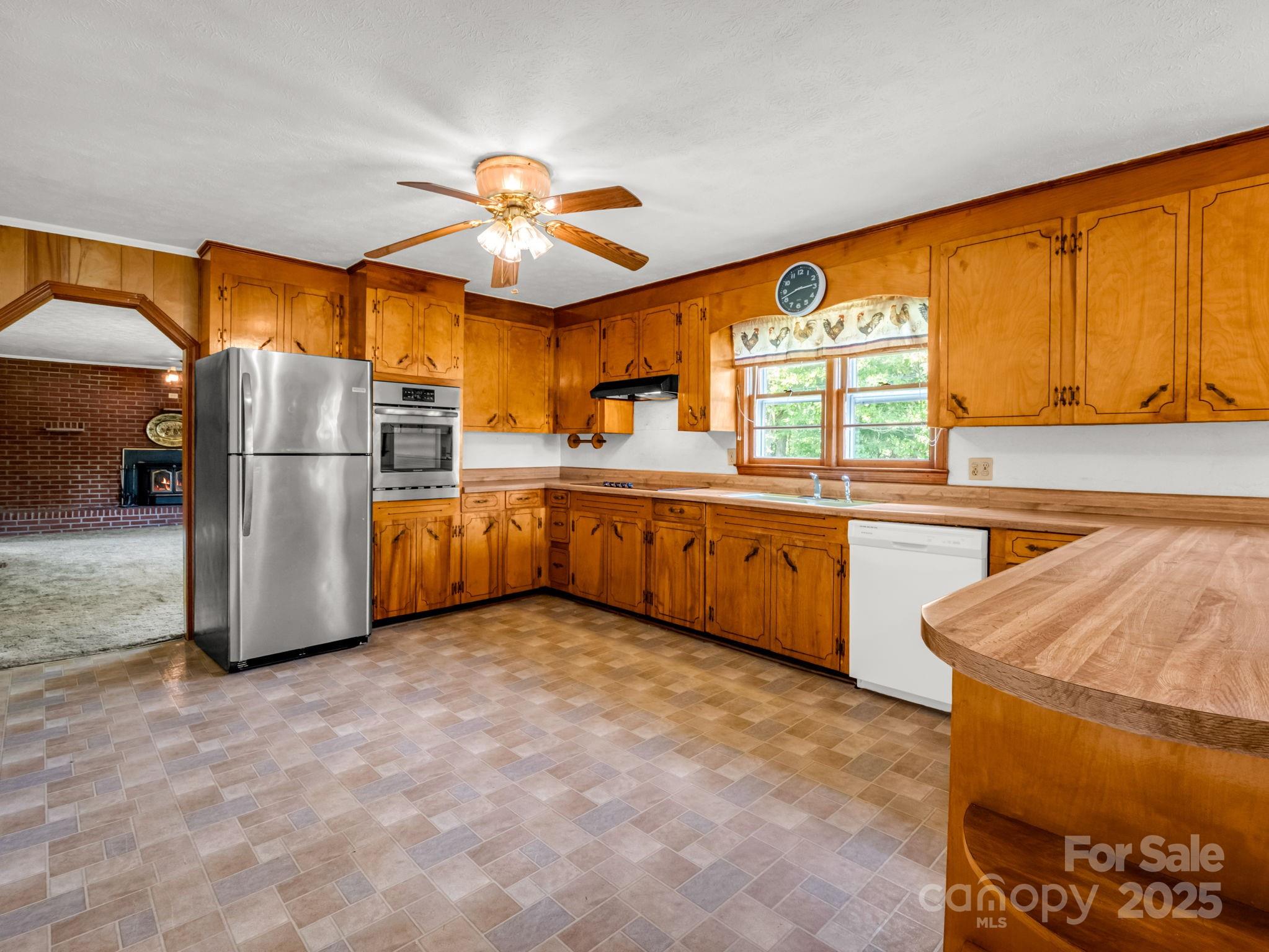 property viewer photo 11
