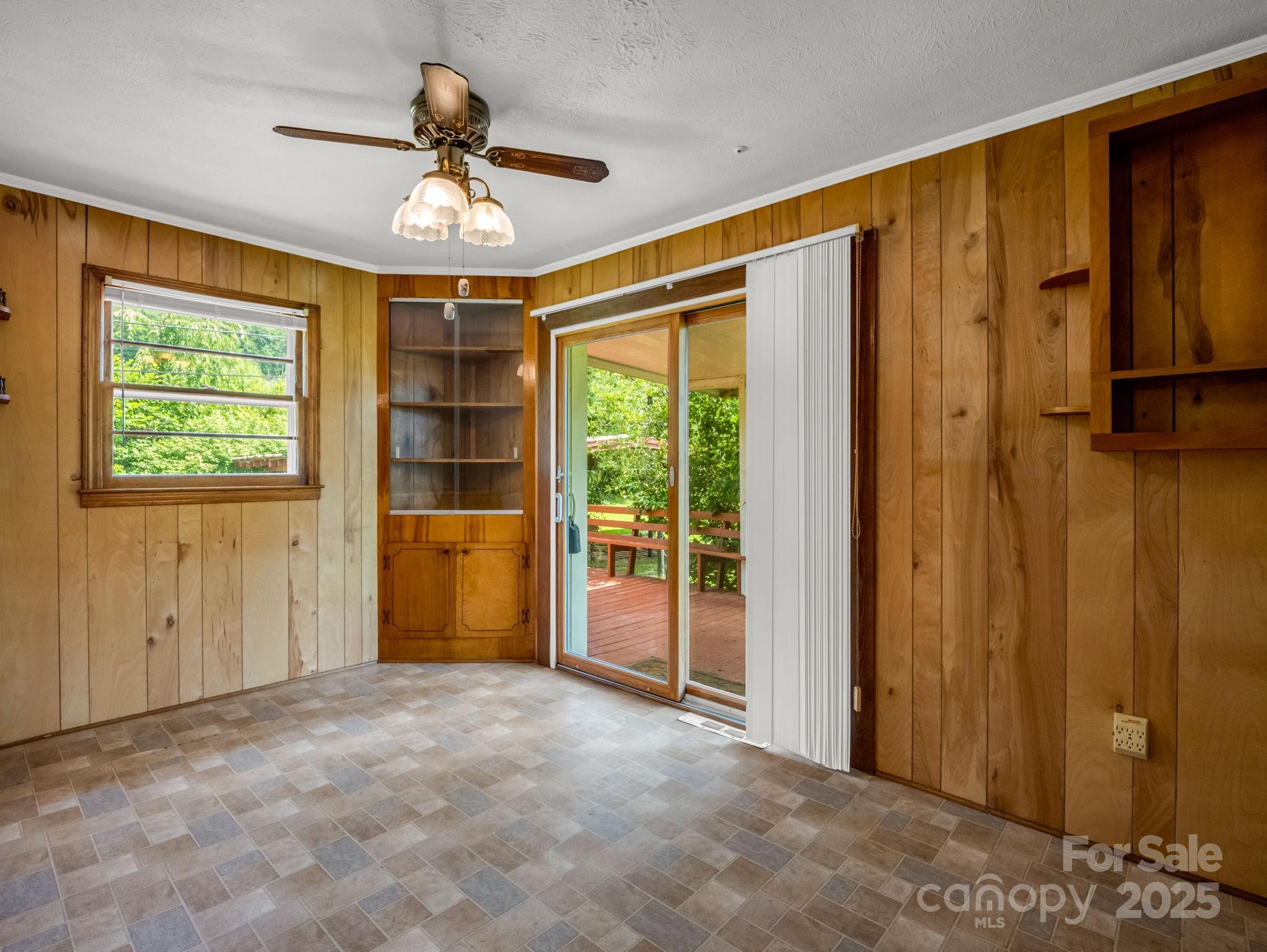 property viewer photo 15