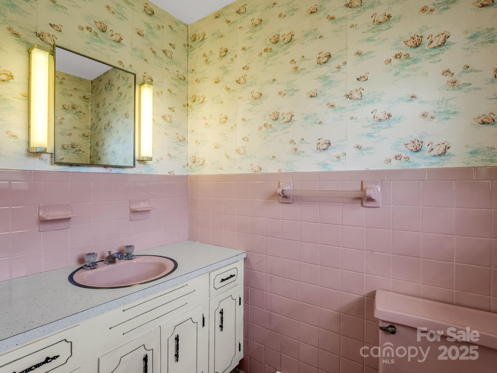 property viewer photo 20