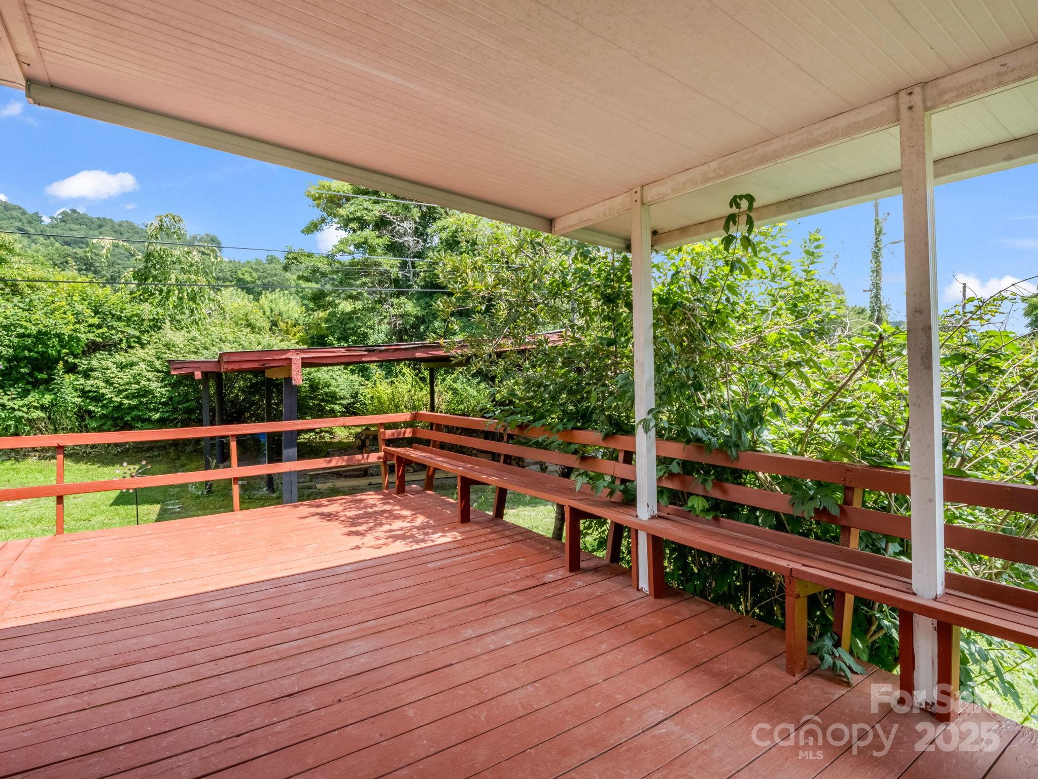 property viewer photo 35