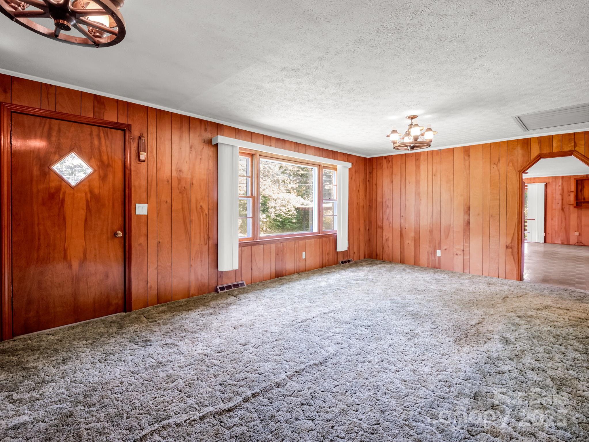property viewer photo 9