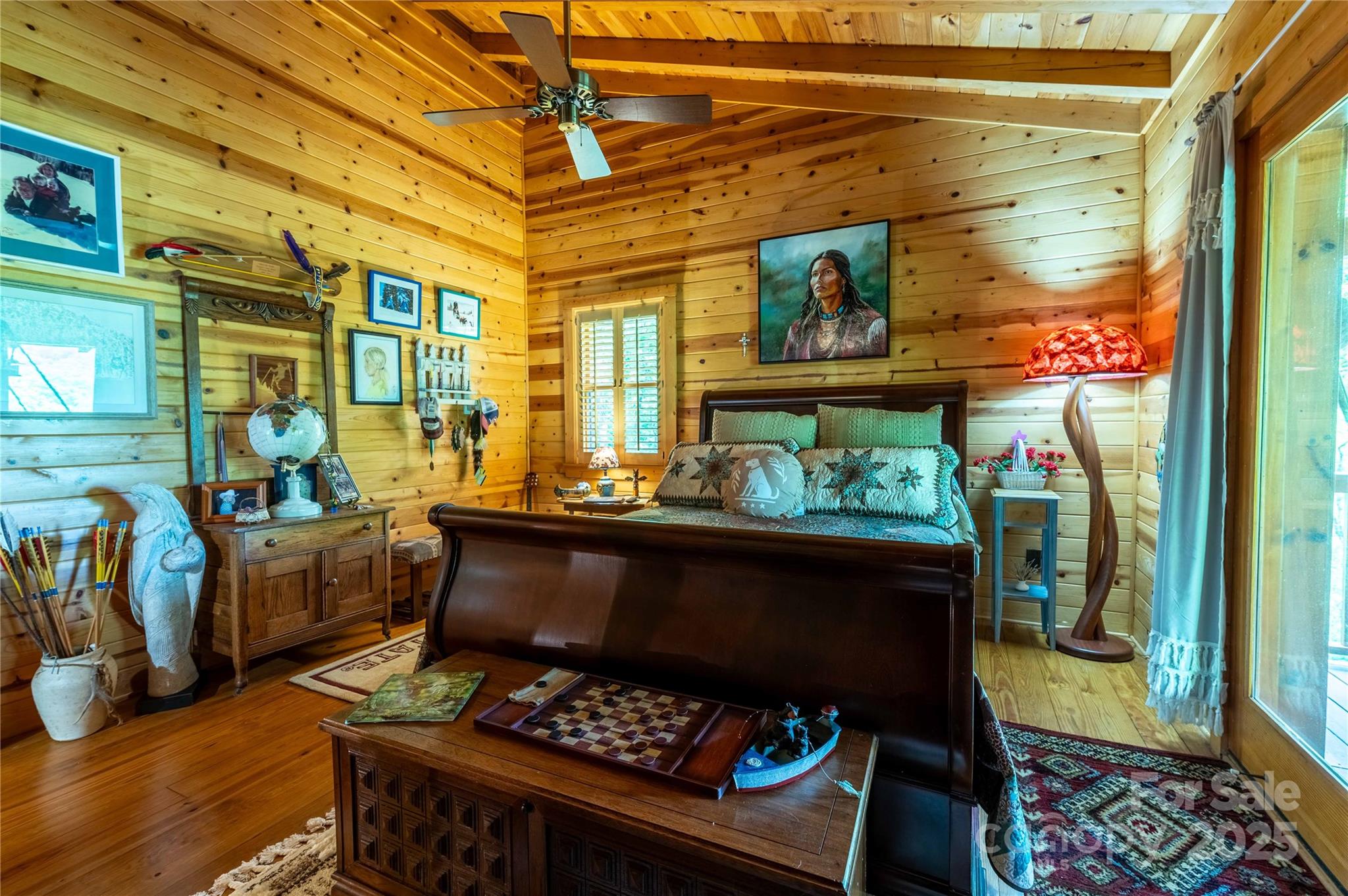 main property photo 30