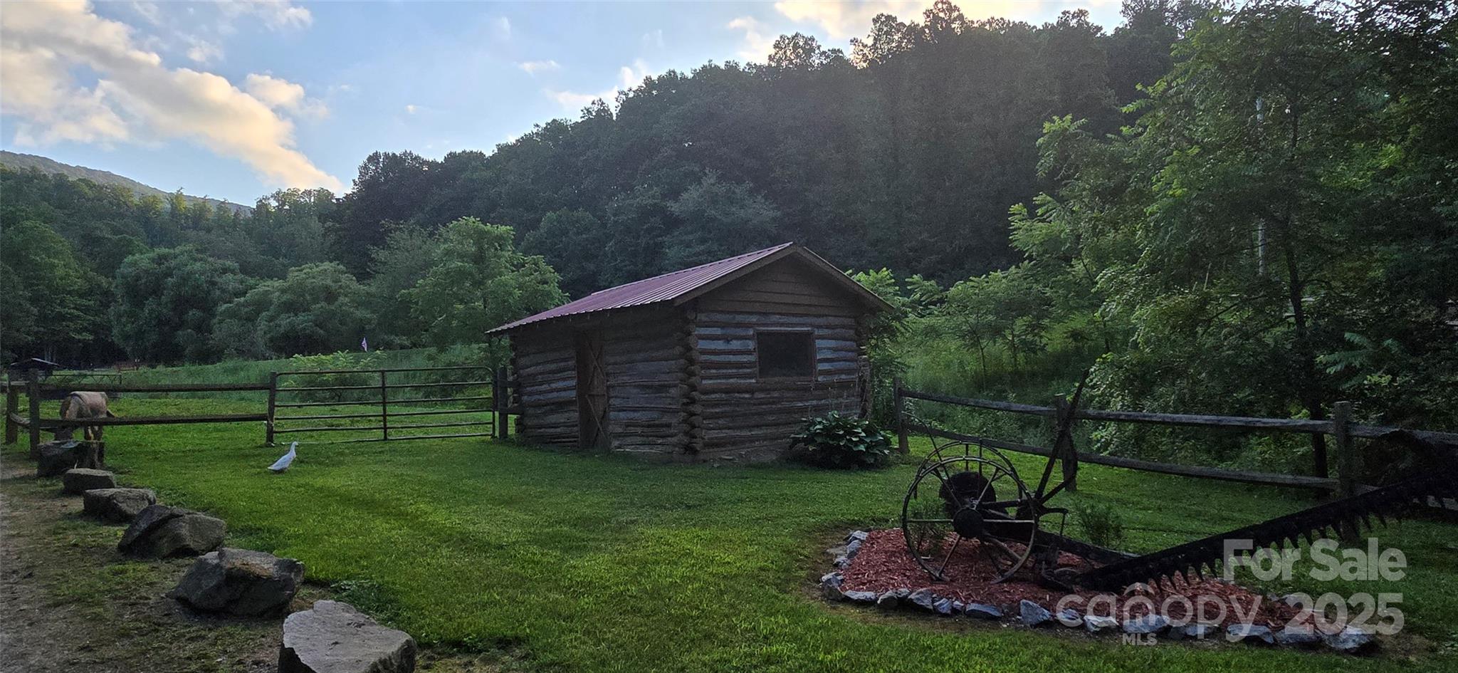 main property photo 16