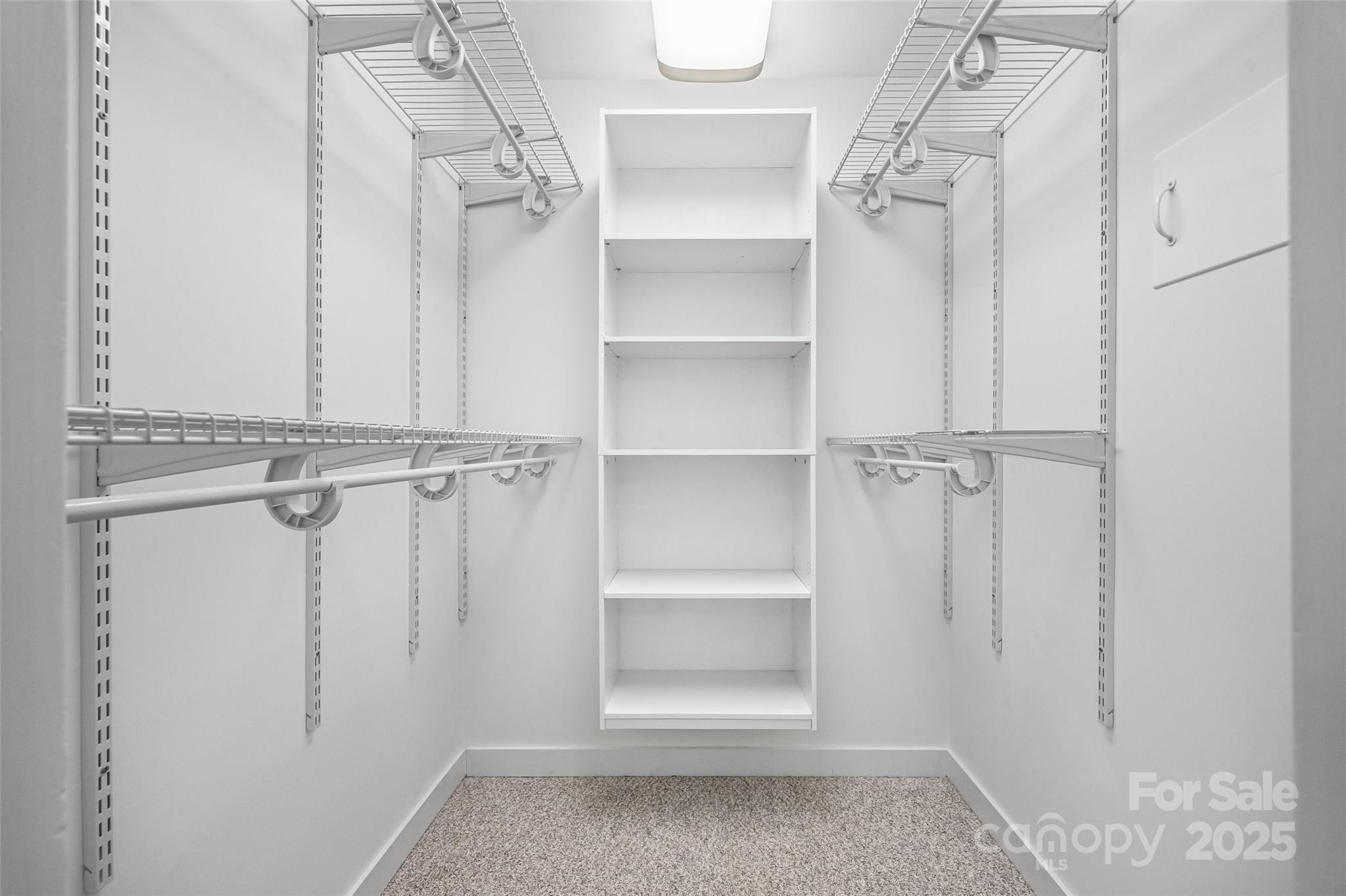 property viewer photo 18