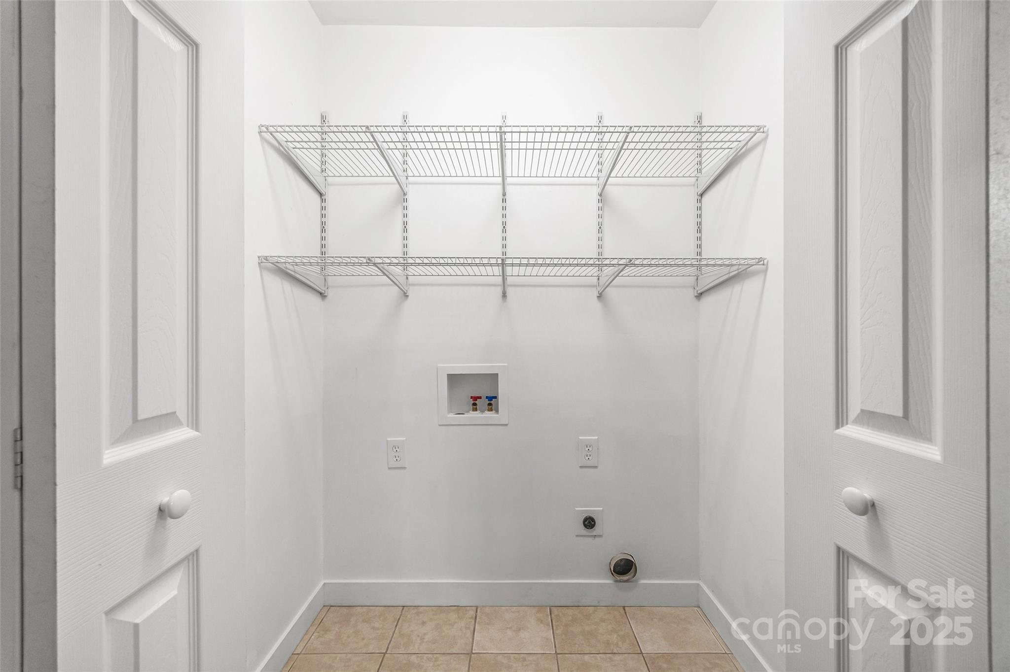 property viewer photo 20