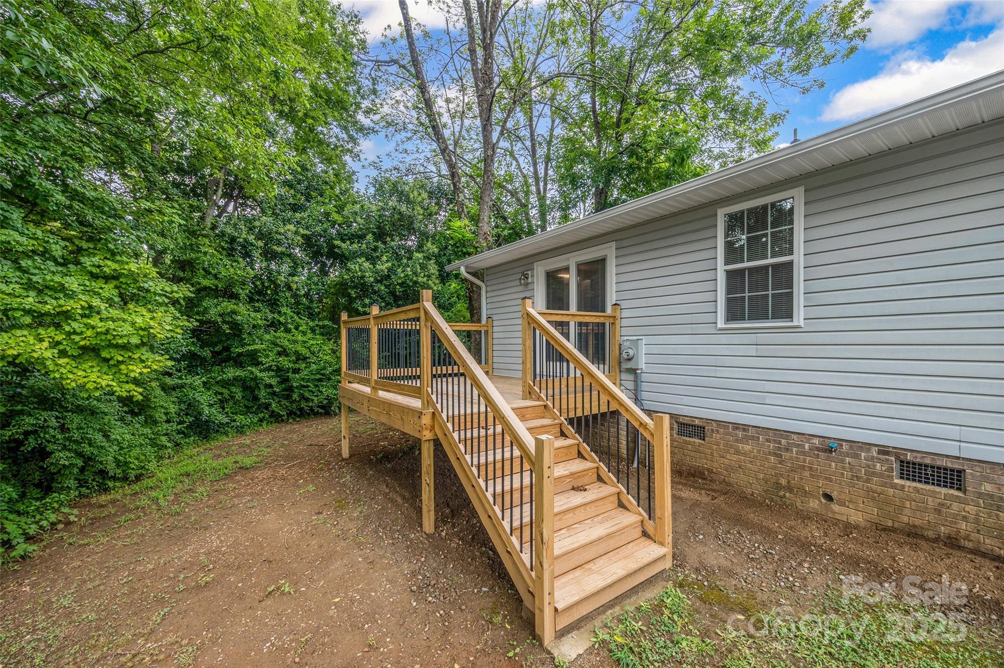 property viewer photo 25