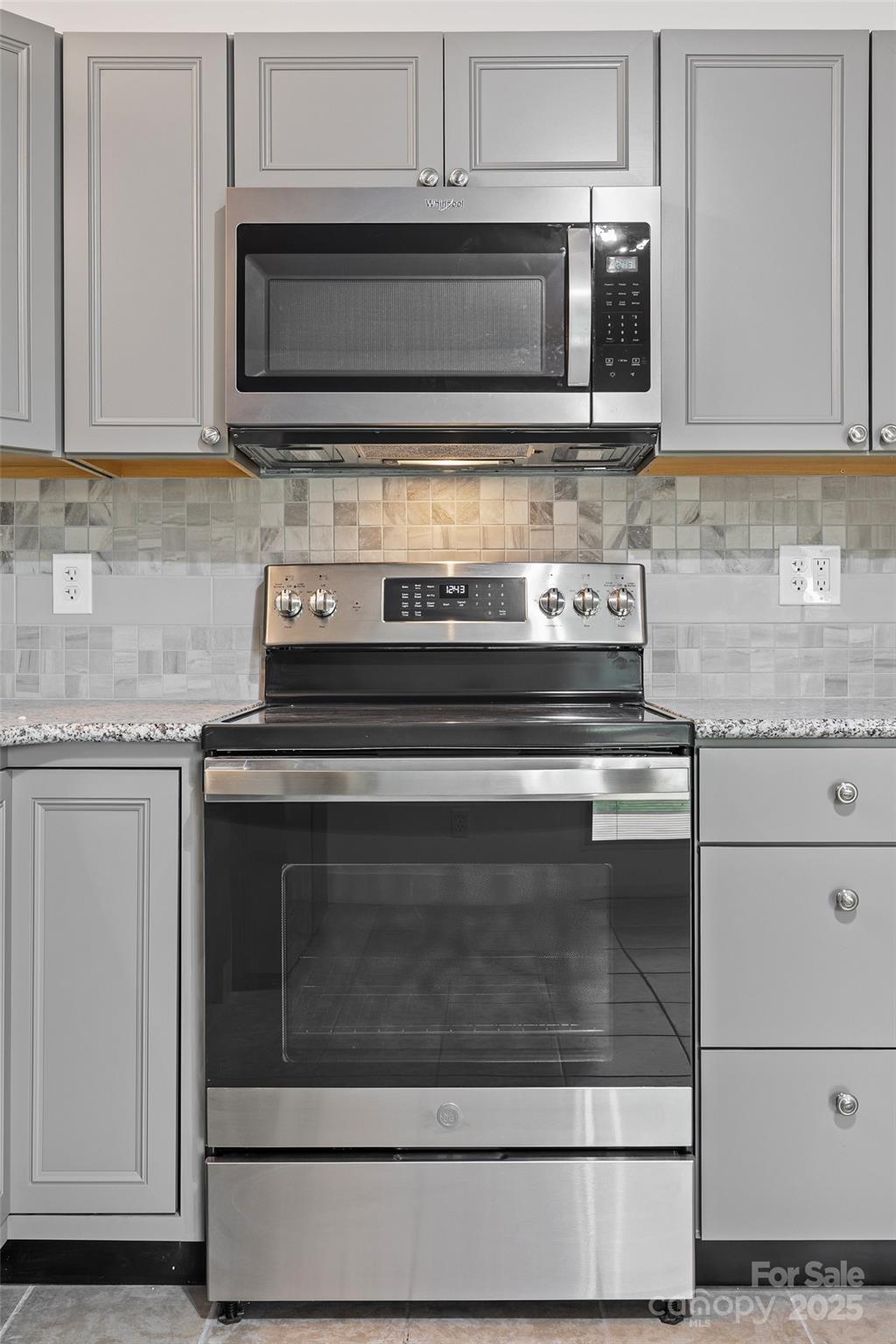 property viewer photo 9