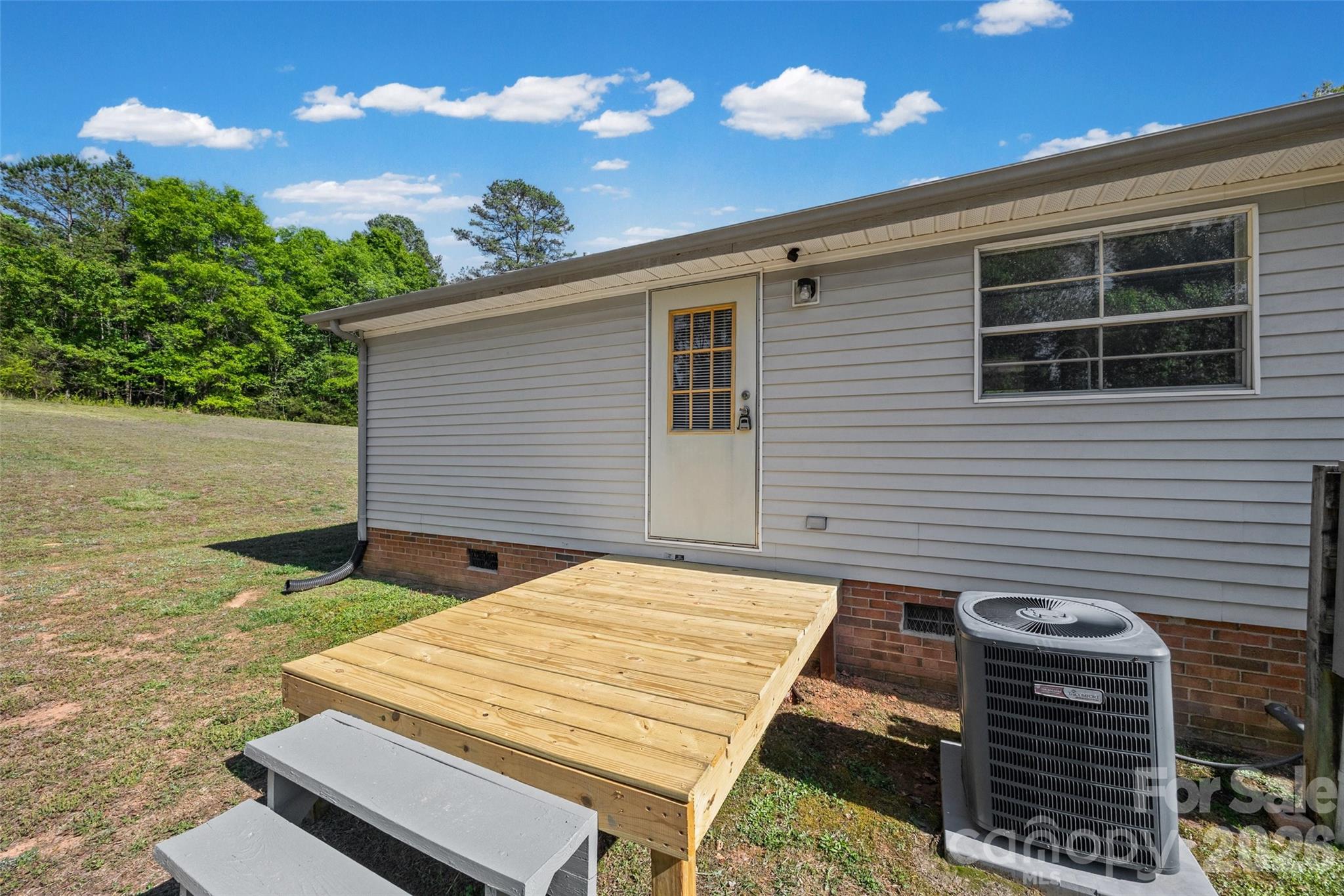 property viewer photo 22