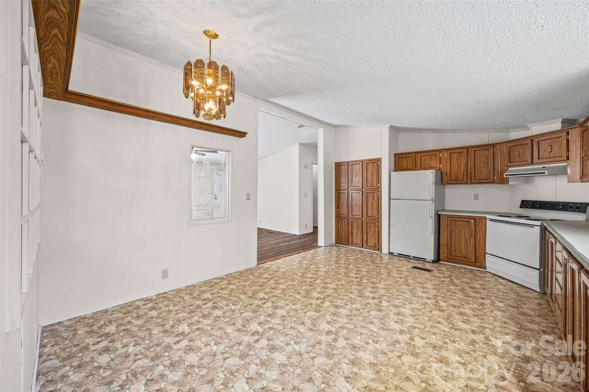 property viewer photo 8