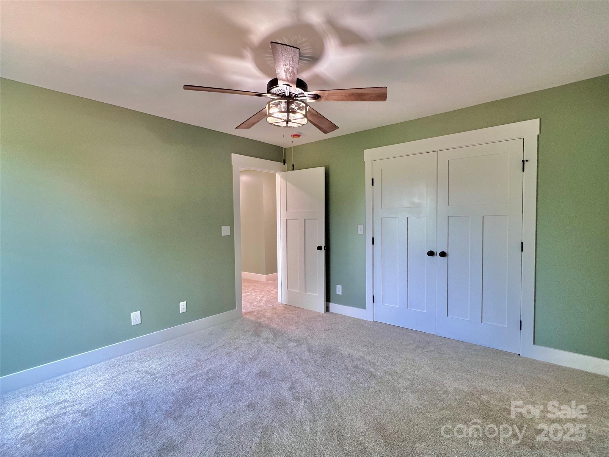property viewer photo 27