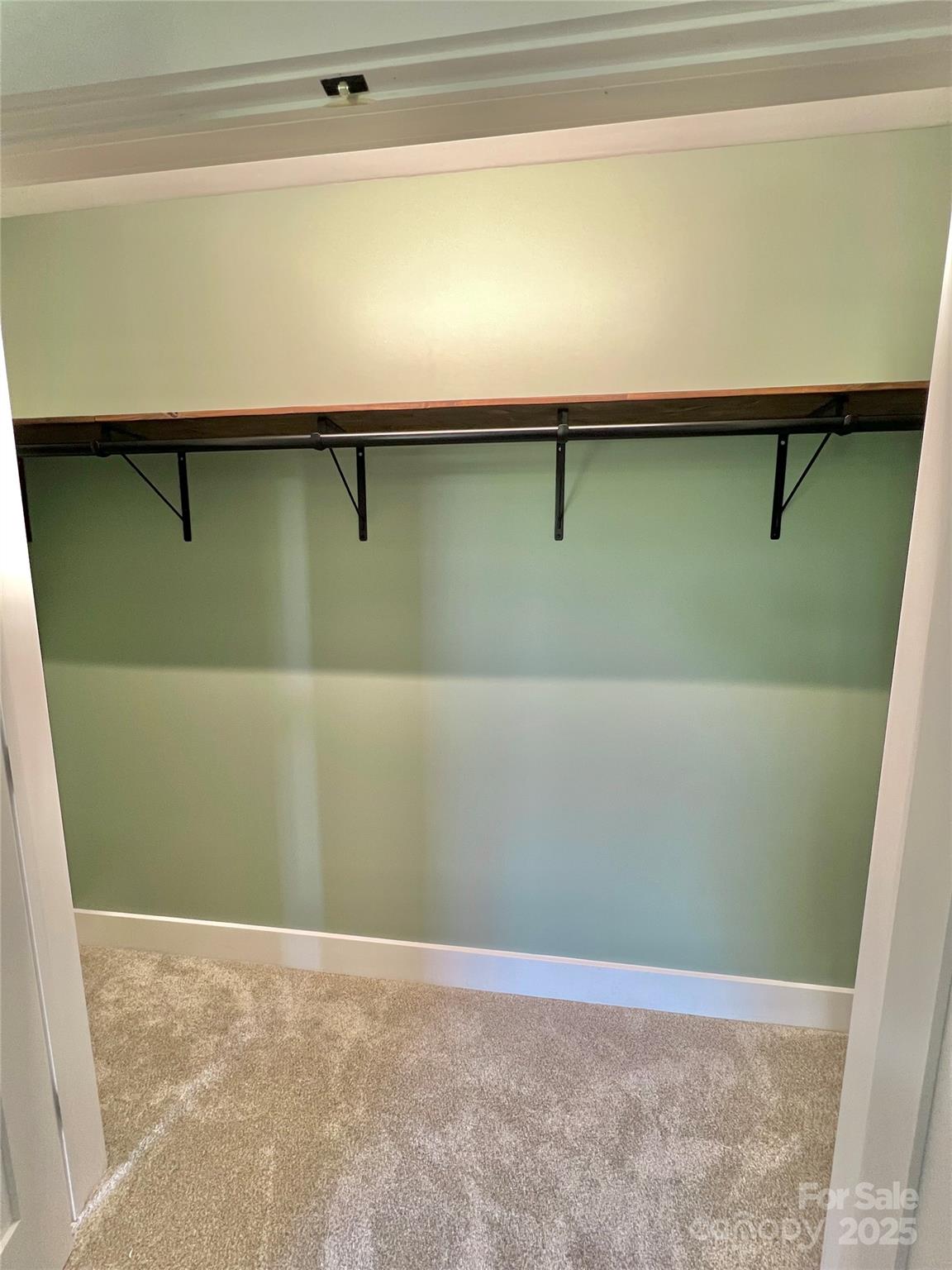 property viewer photo 28