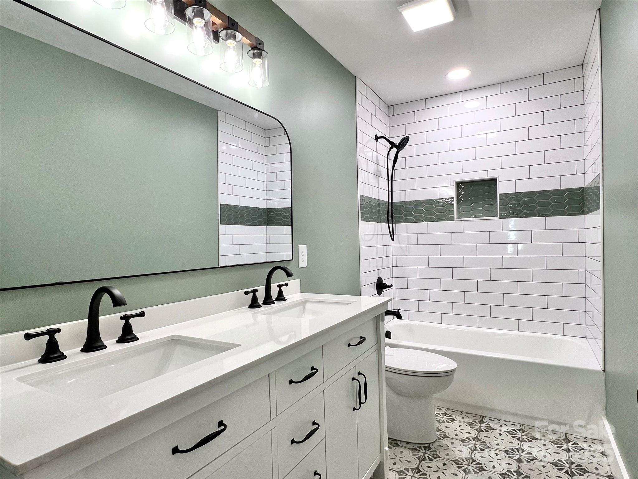 property viewer photo 32