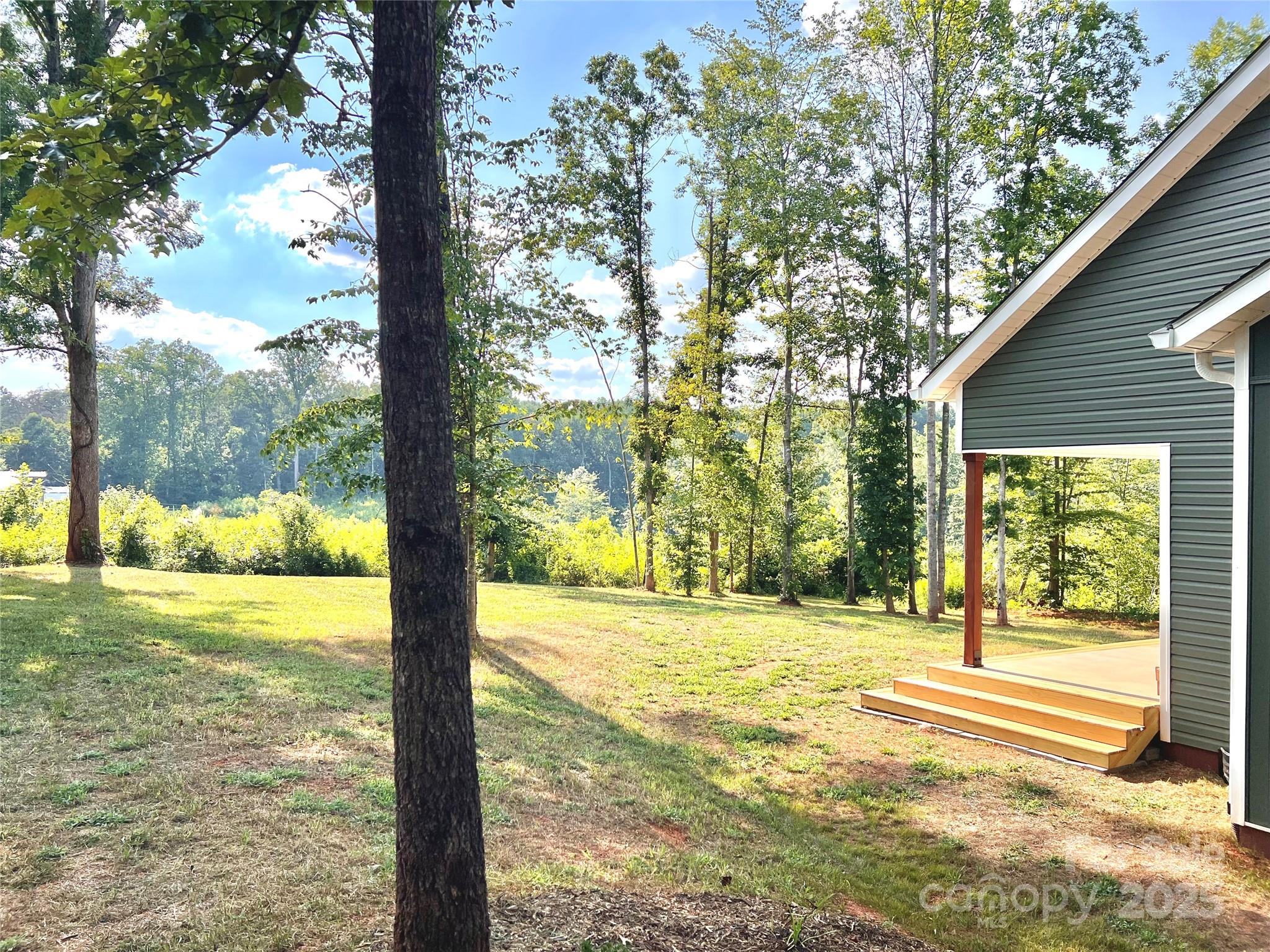 property viewer photo 42