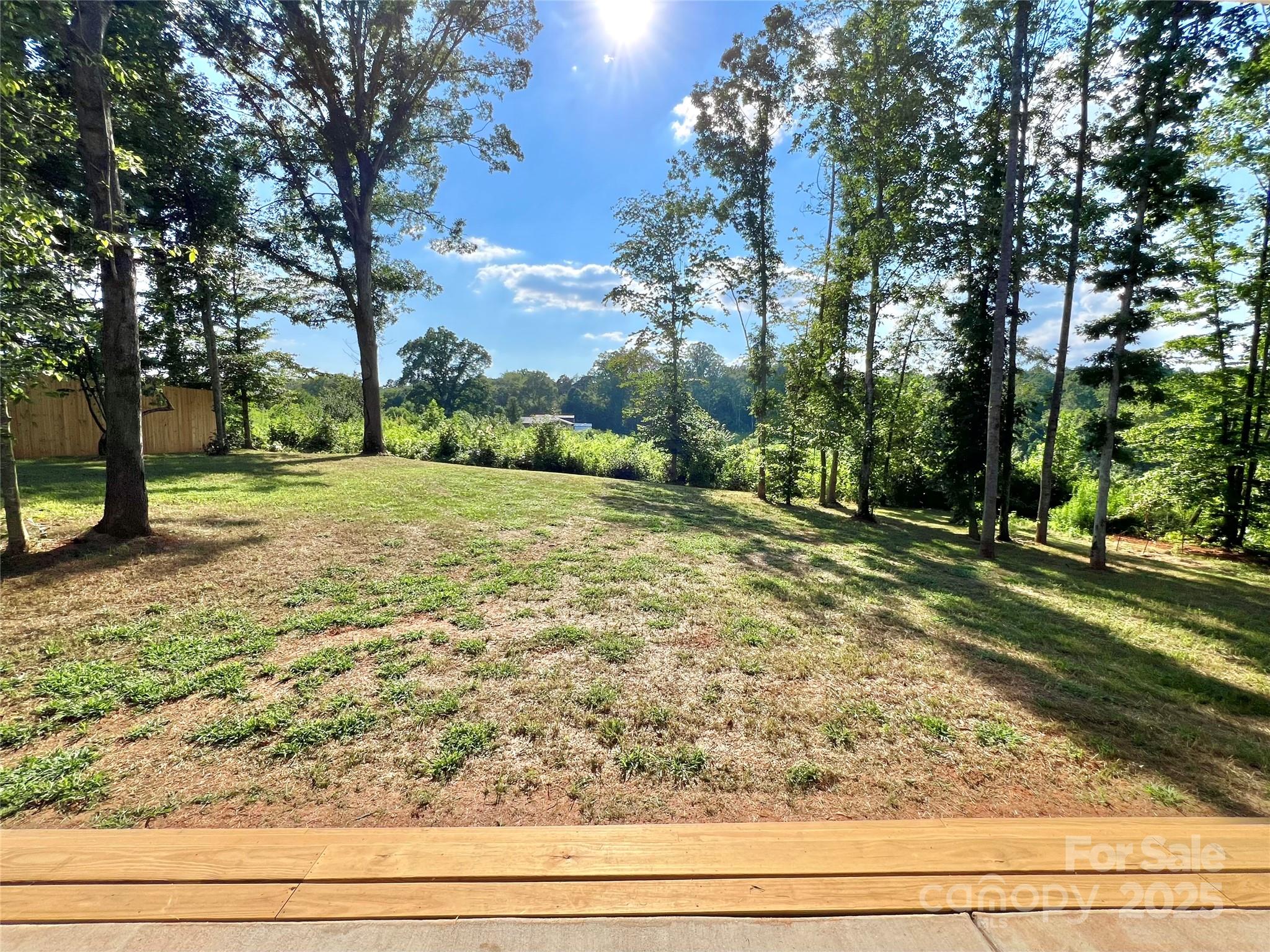 property viewer photo 44