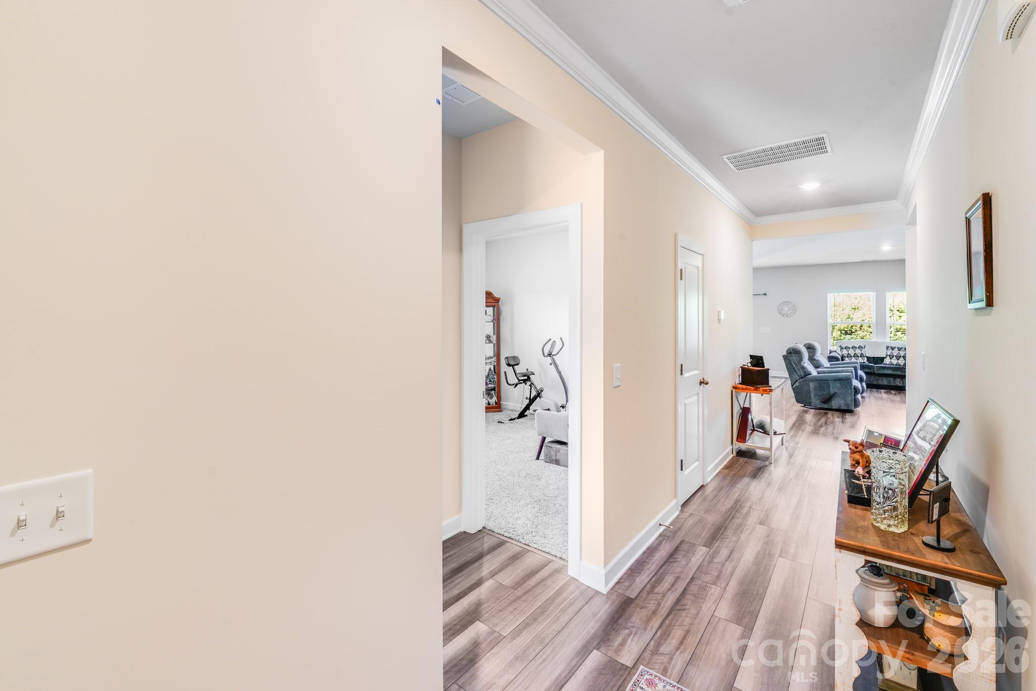 property viewer photo 15