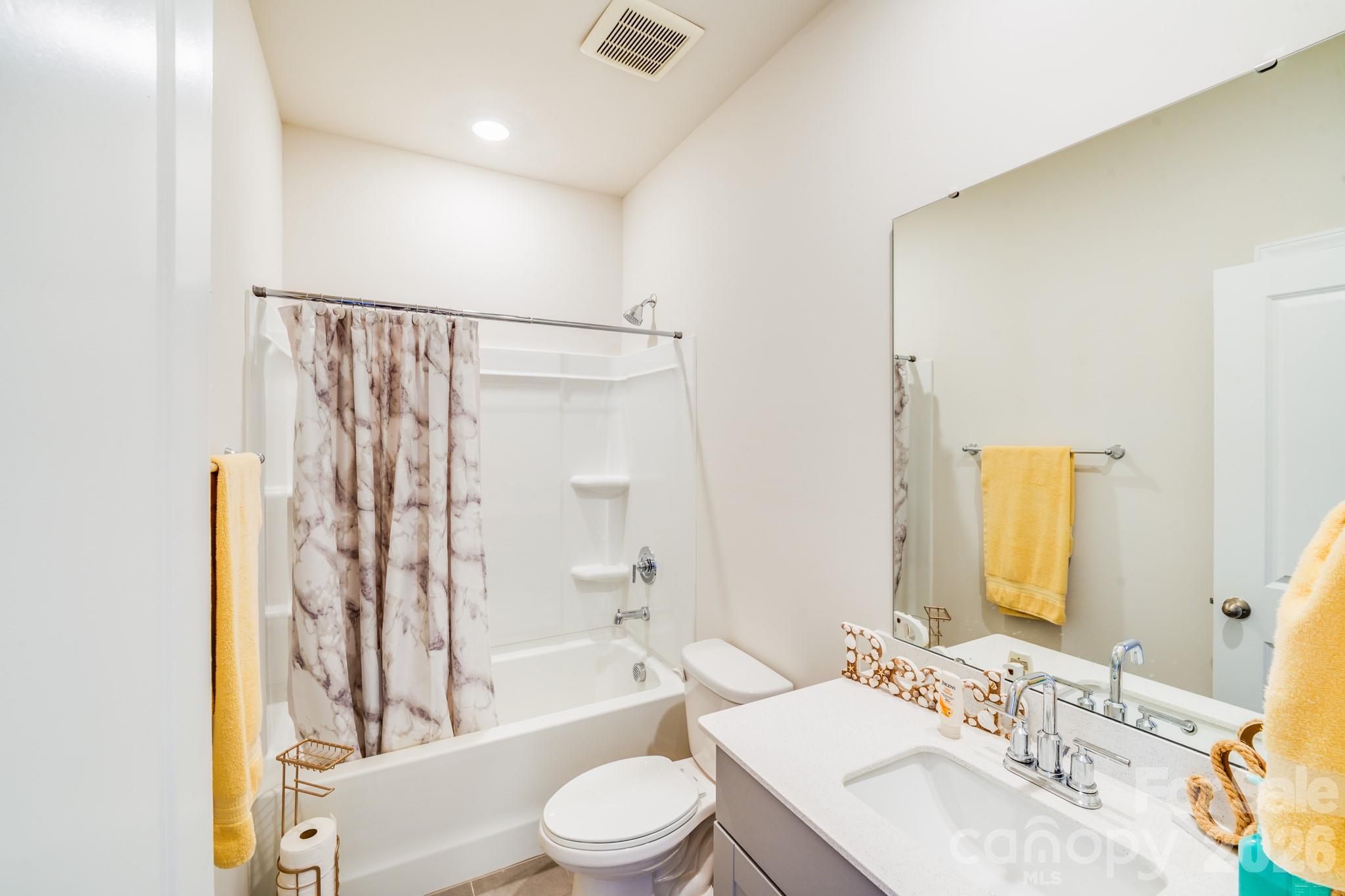 property viewer photo 24