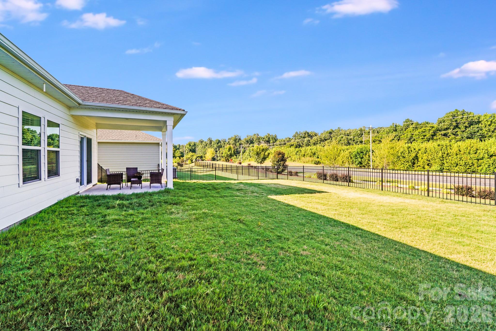 property viewer photo 31