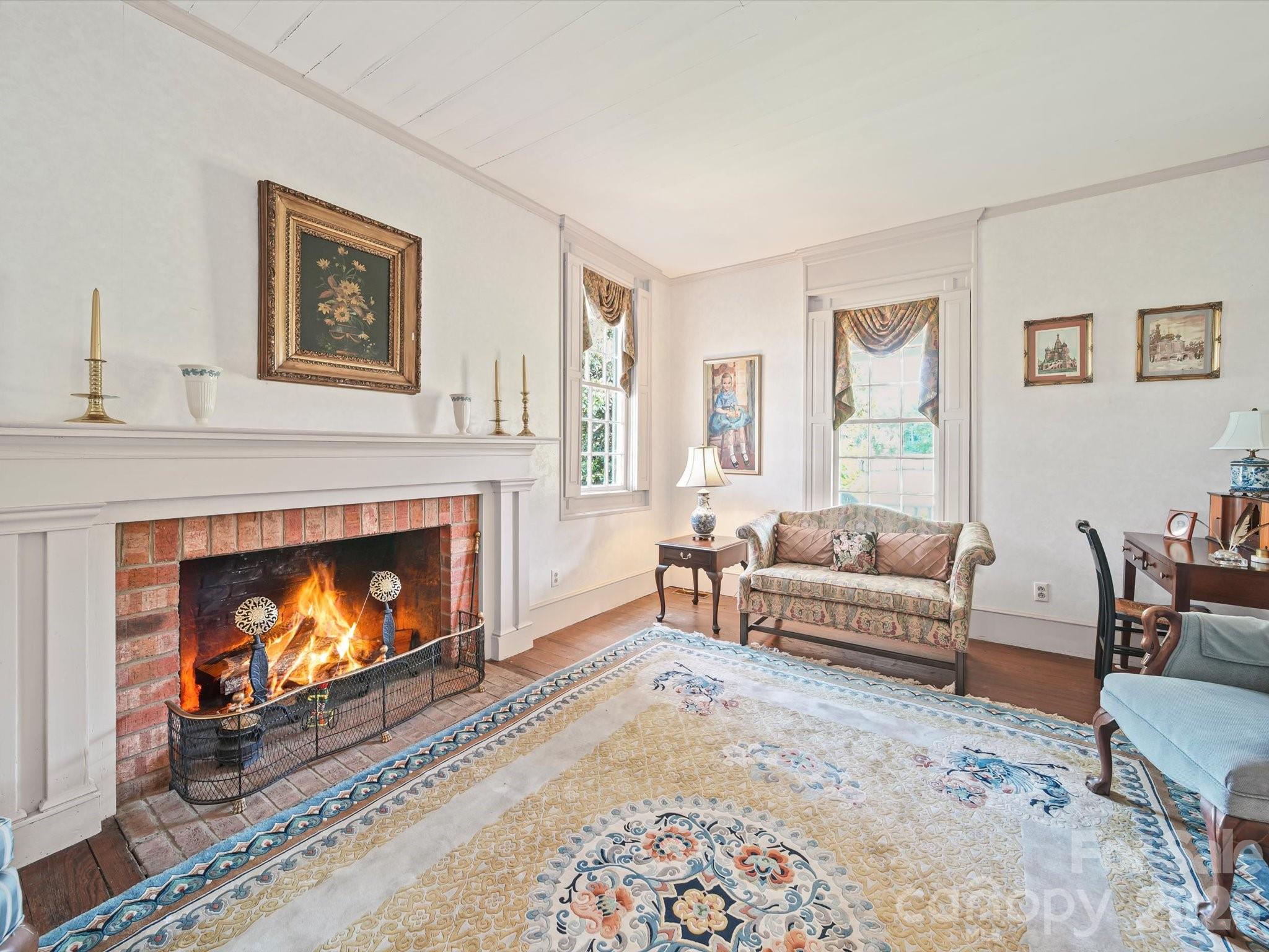 main property photo 7
