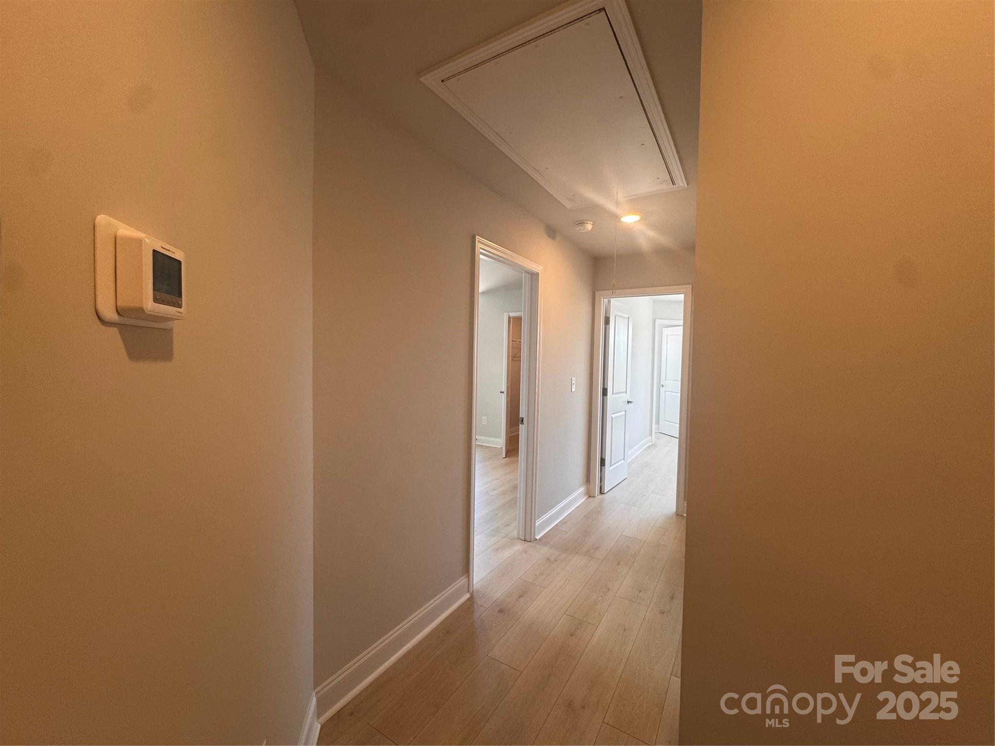 property viewer photo 10