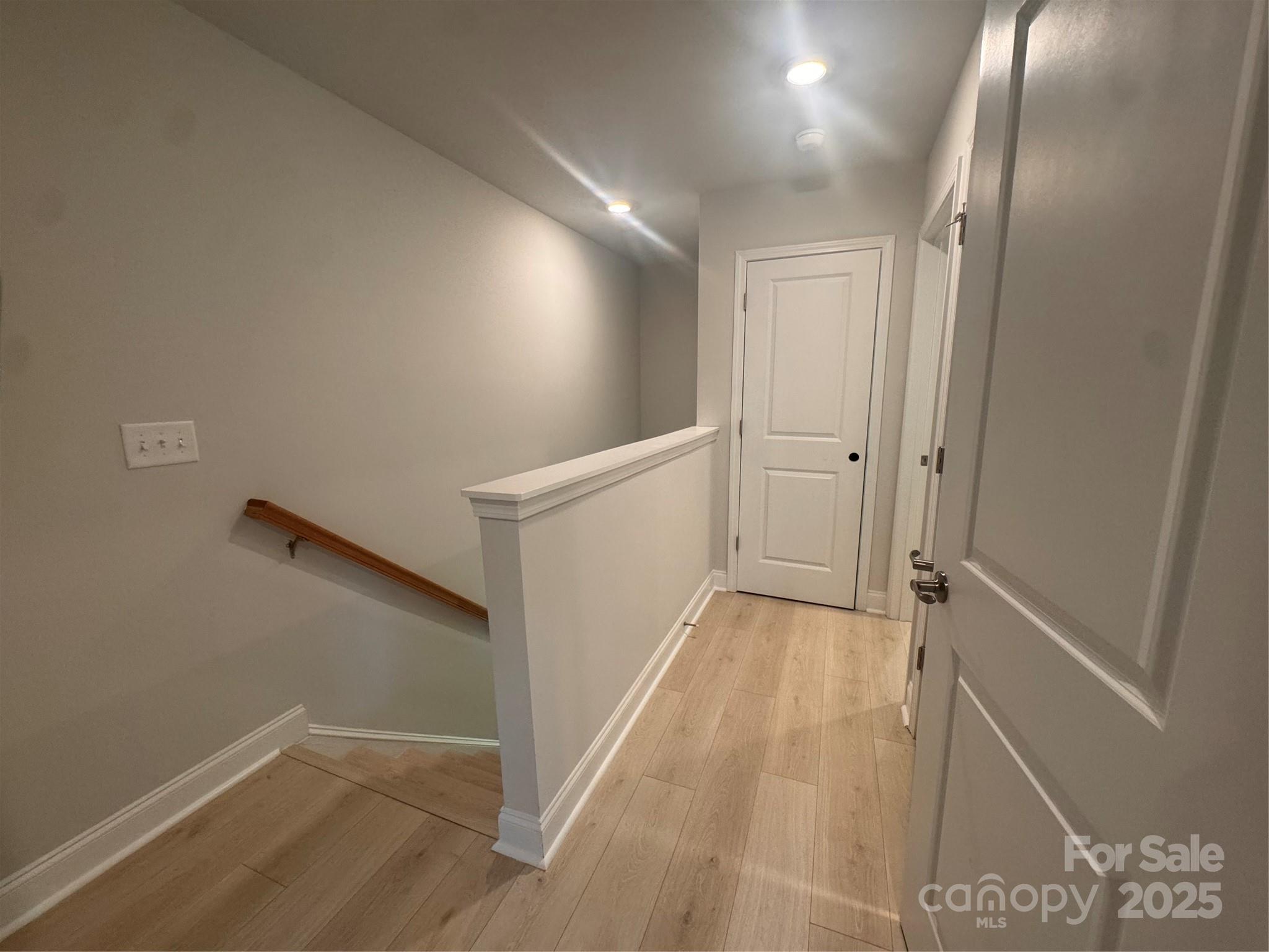 property viewer photo 11