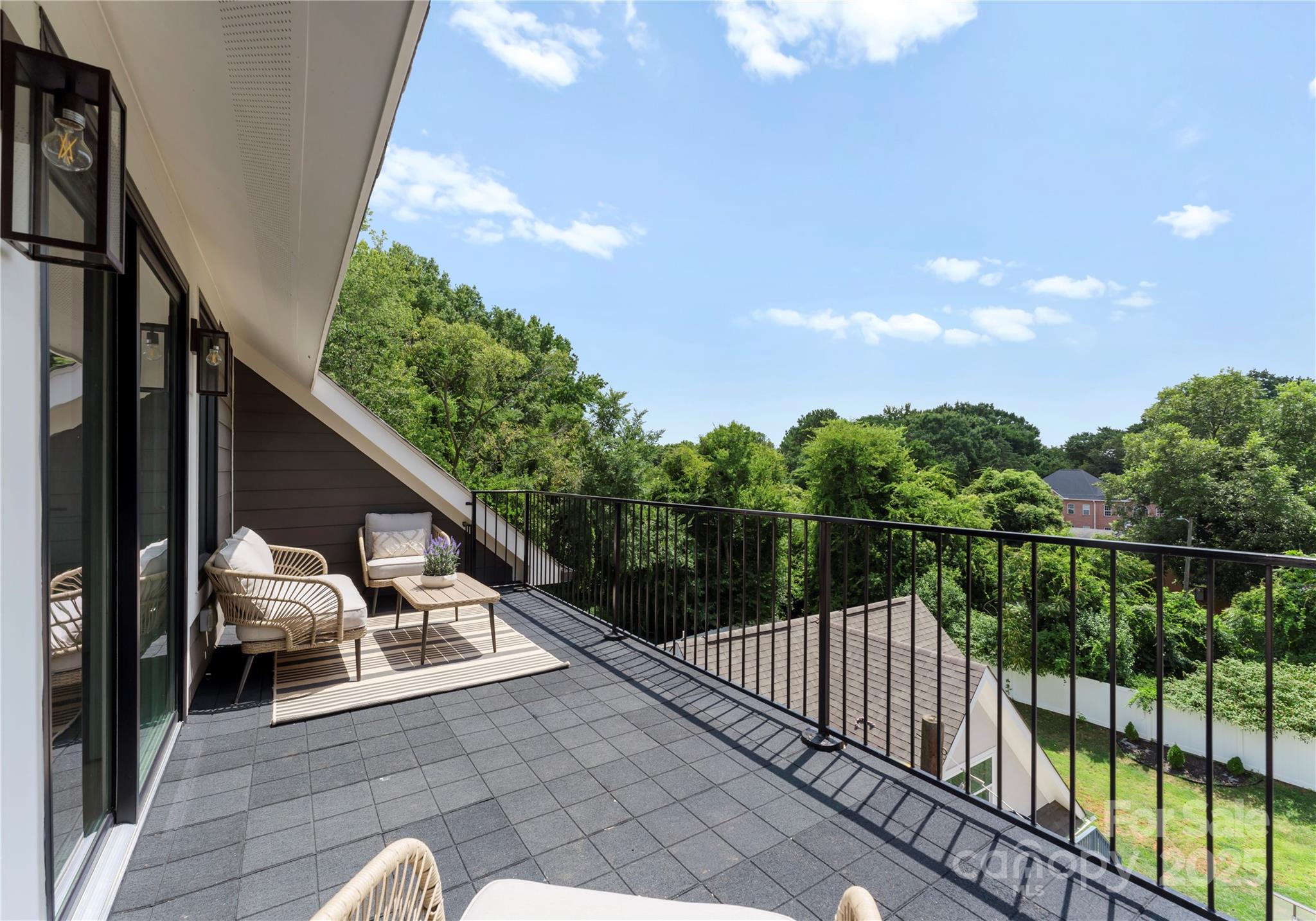 property viewer photo 24