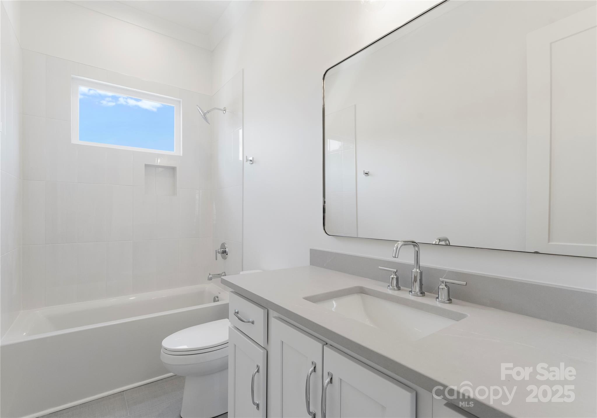 property viewer photo 27