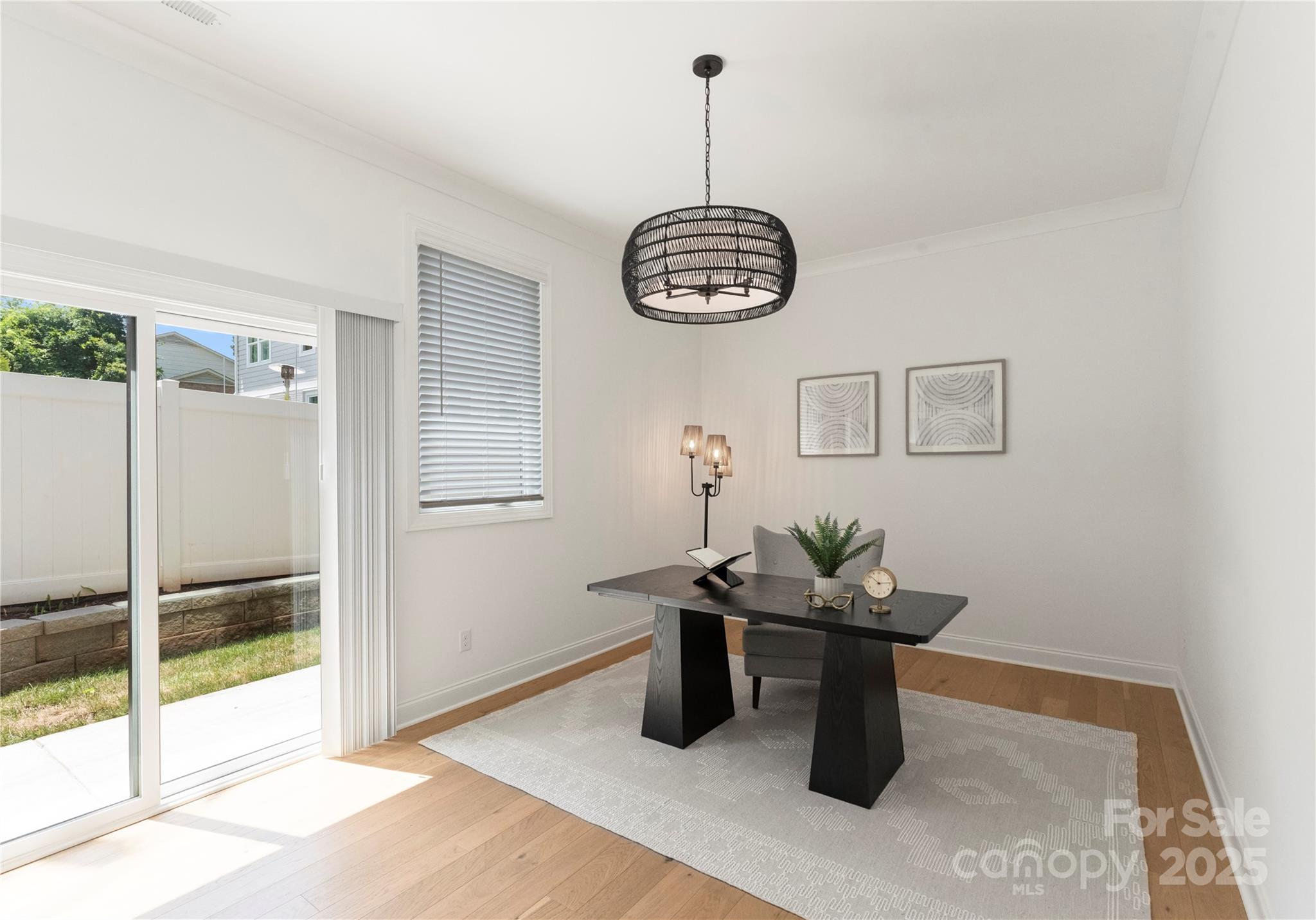 property viewer photo 31