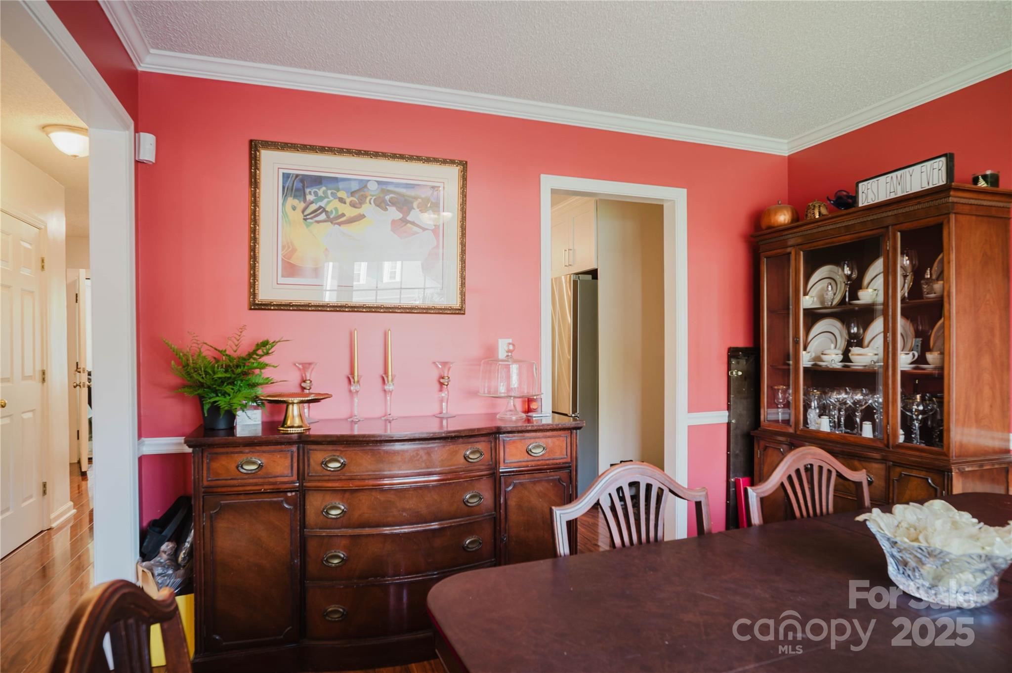 property viewer photo 18