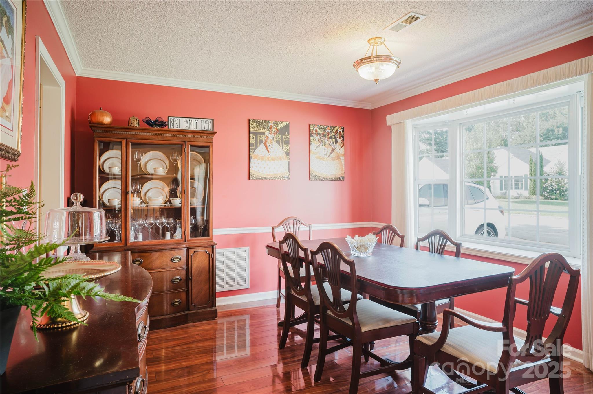 property viewer photo 19