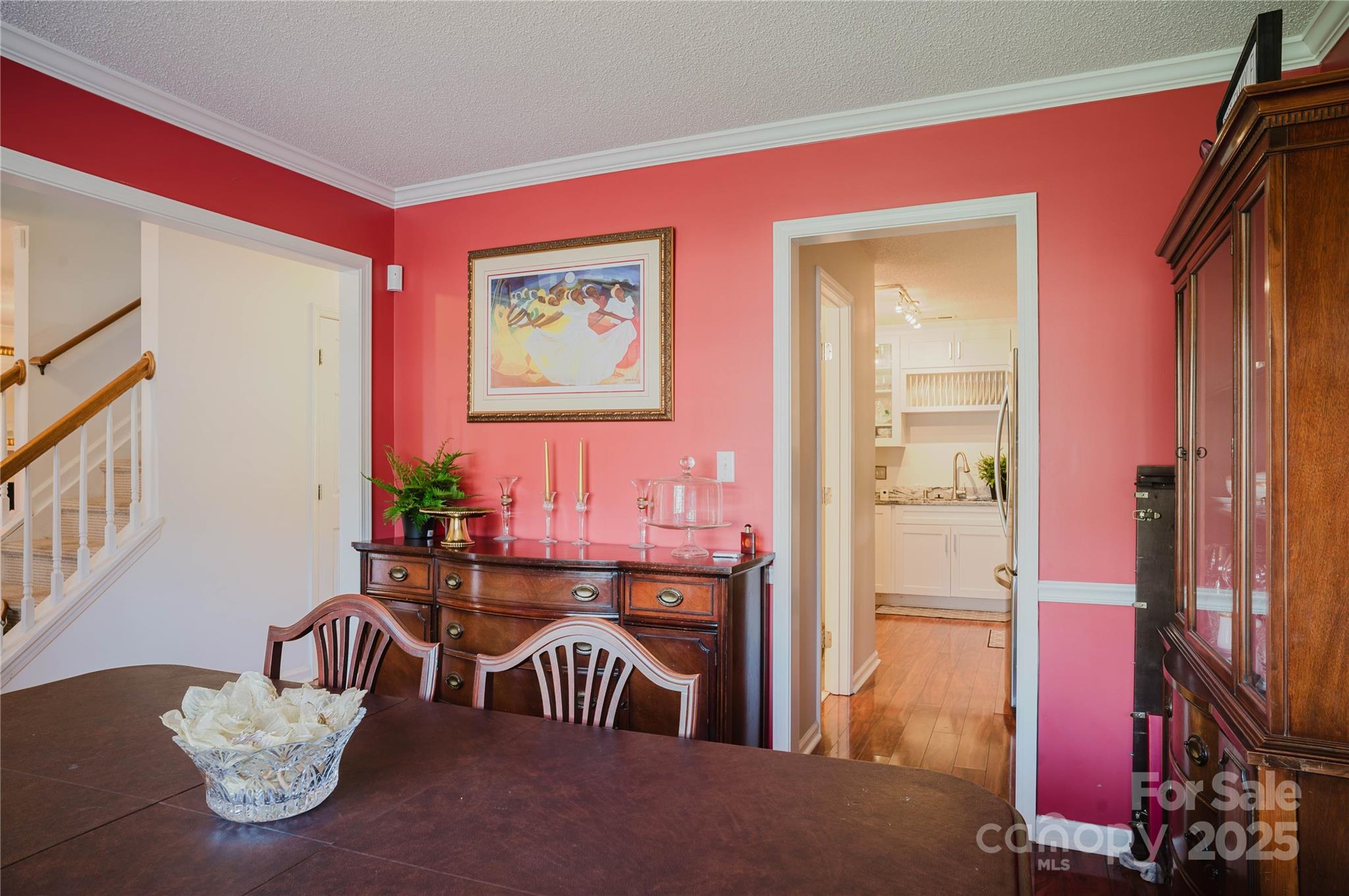 property viewer photo 20