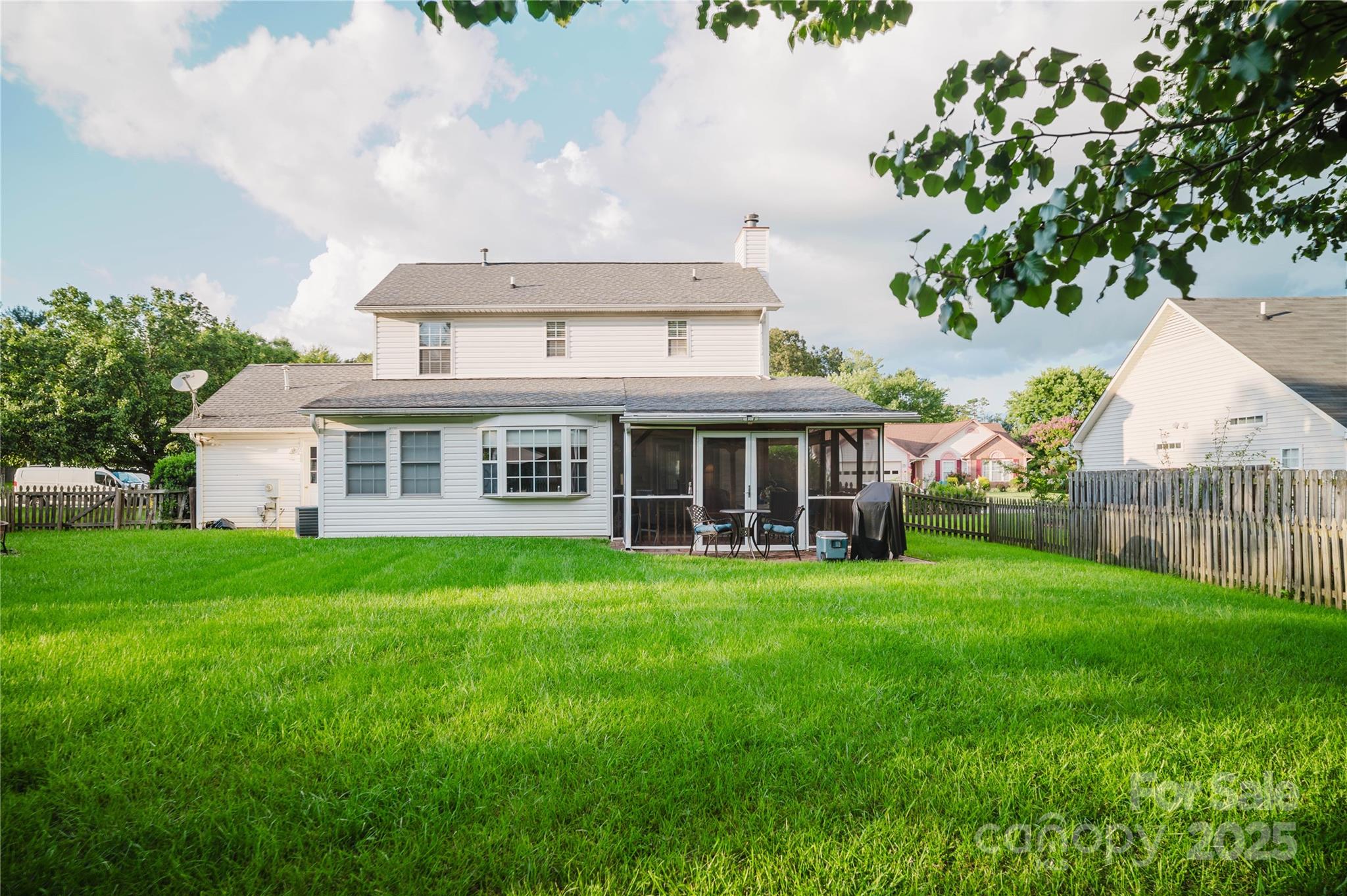 property viewer photo 42