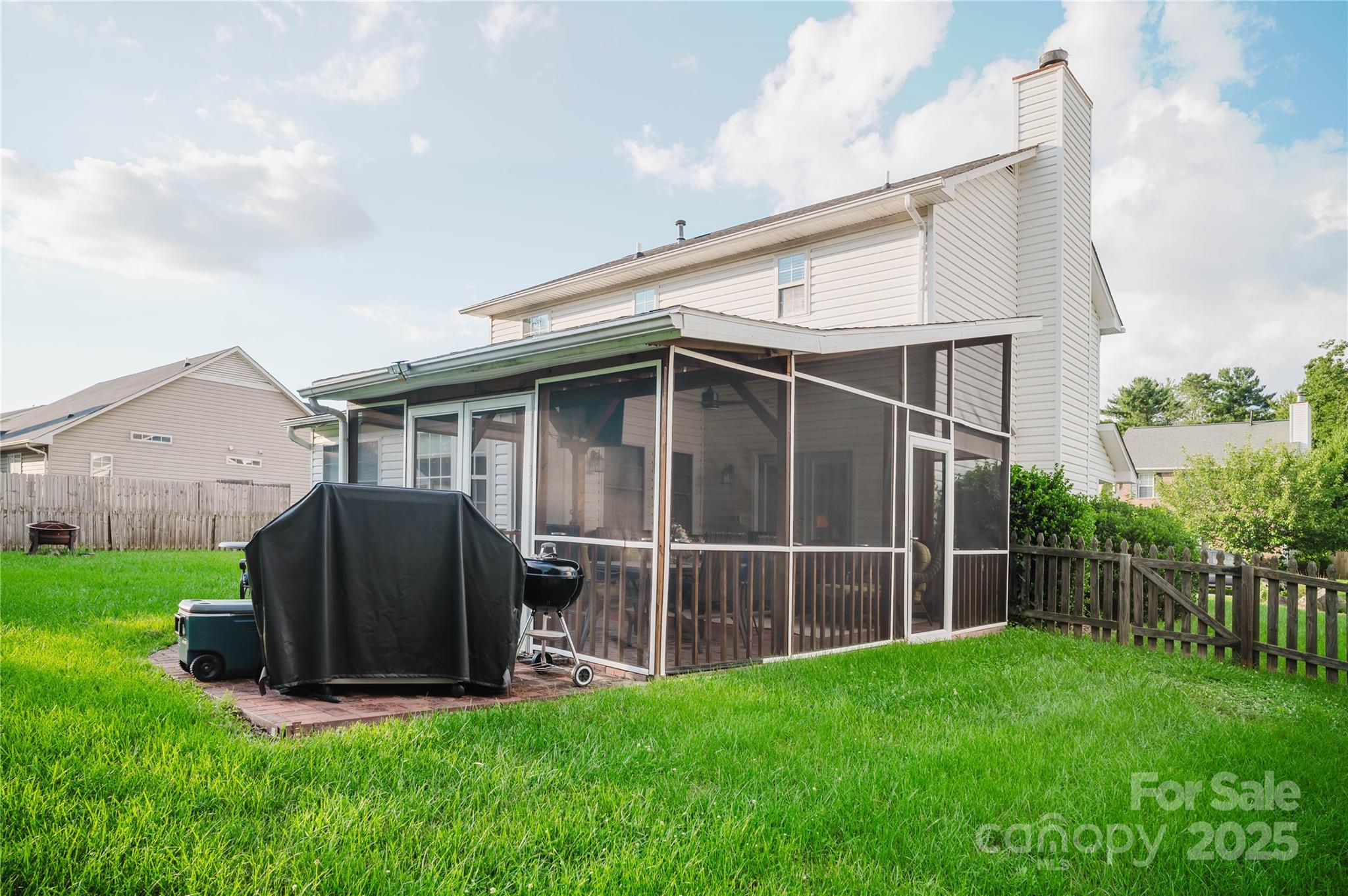 property viewer photo 43