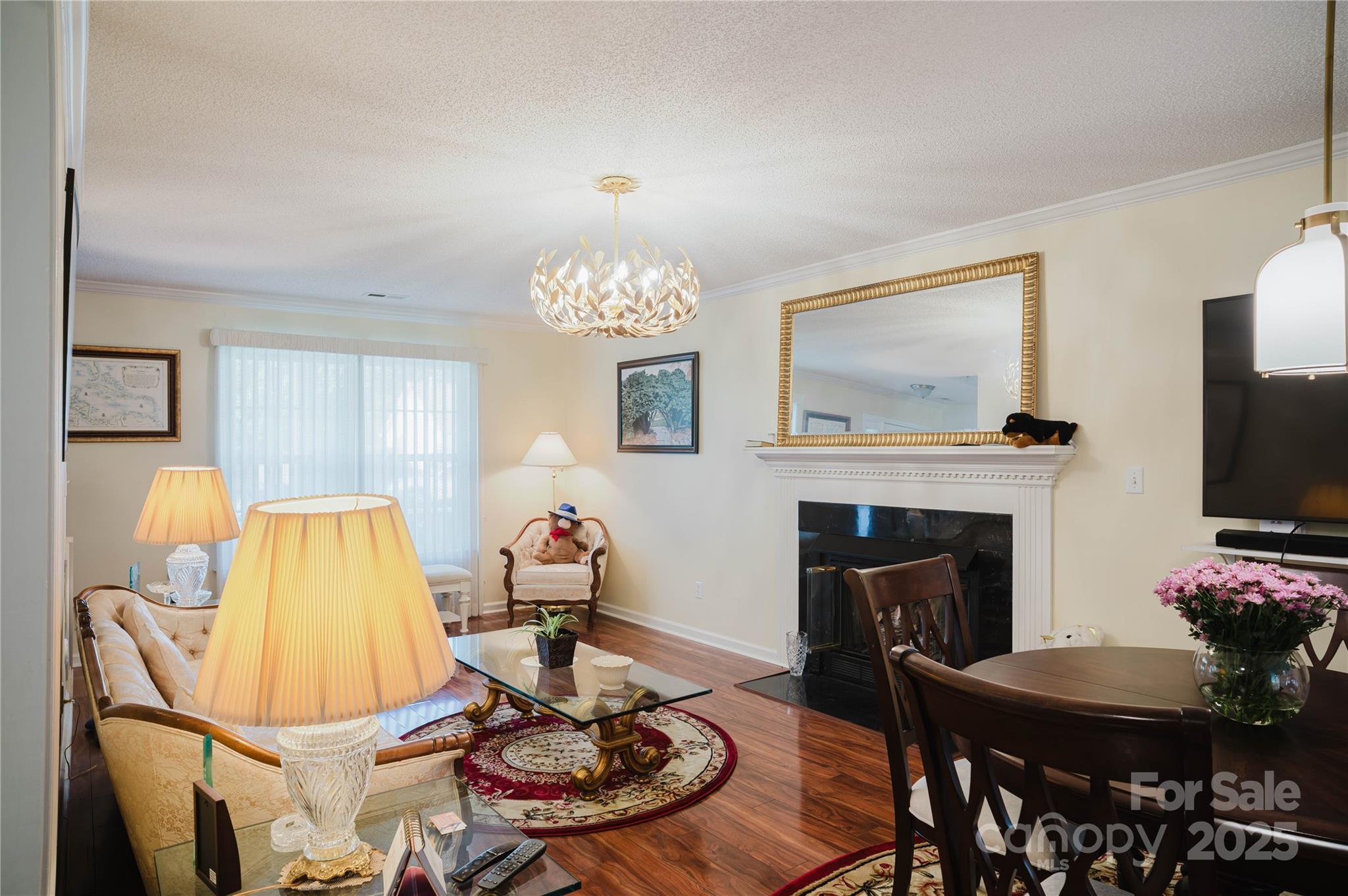 property viewer photo 8