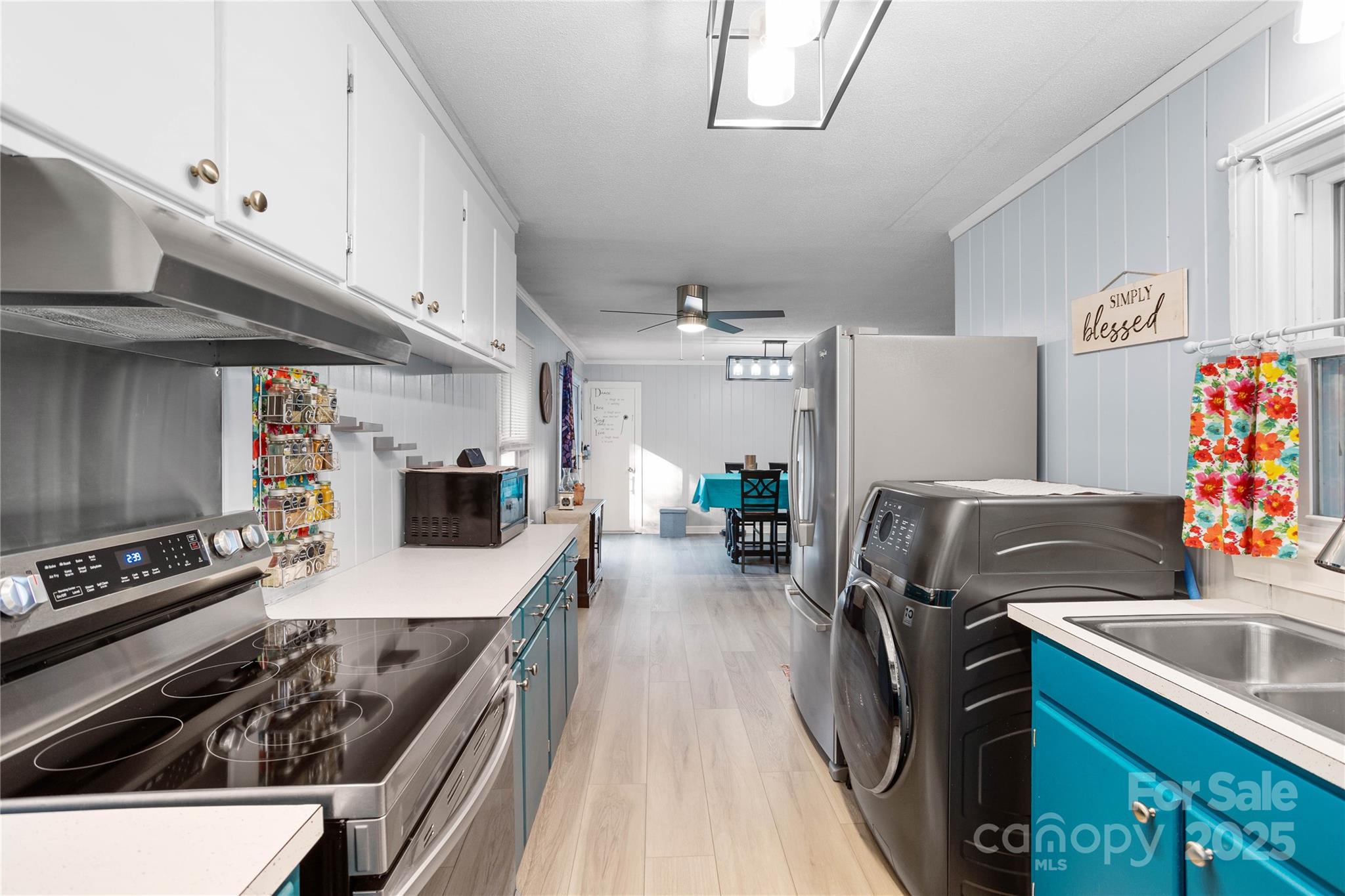 property viewer photo 20