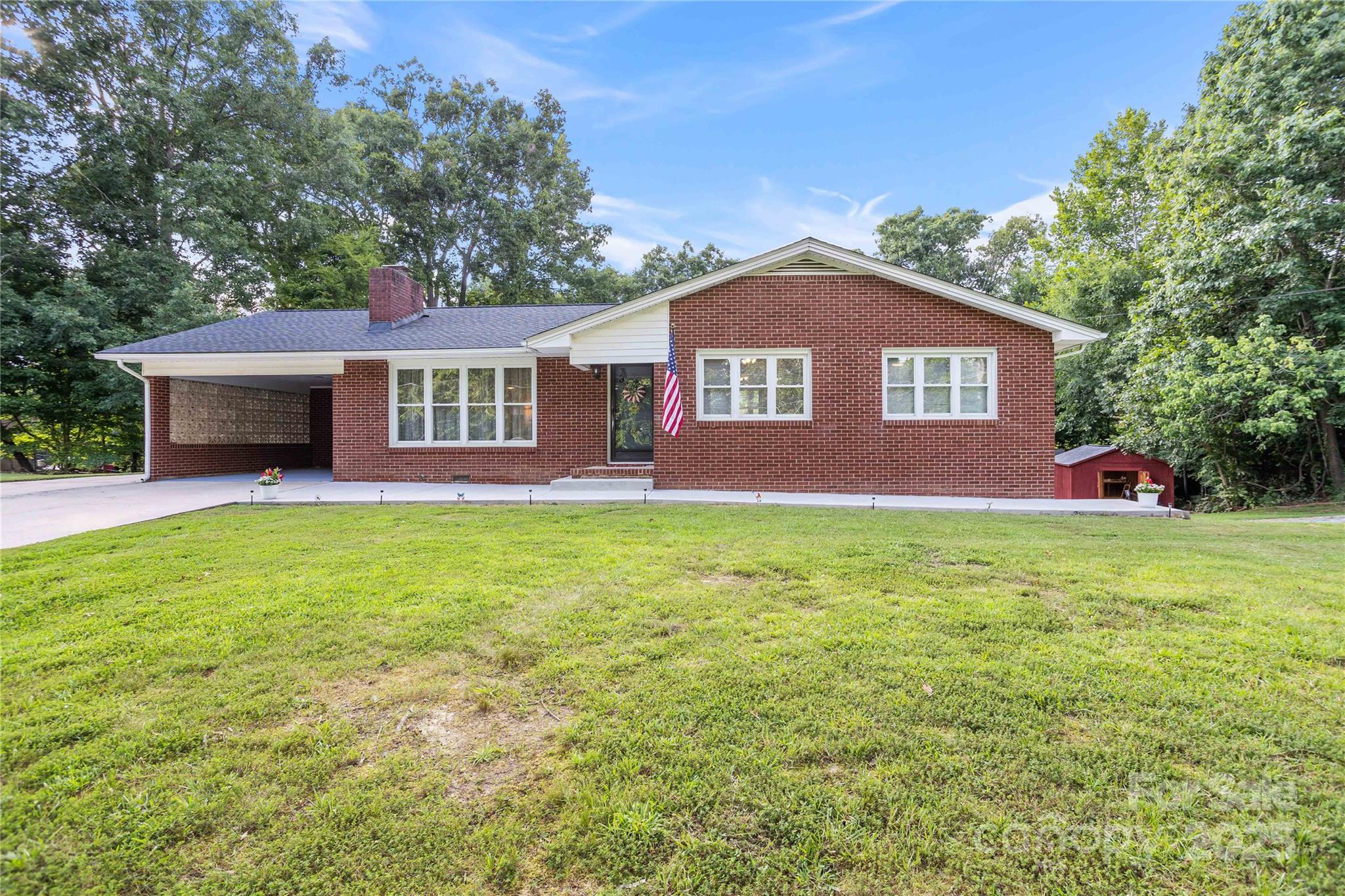 property viewer photo 3