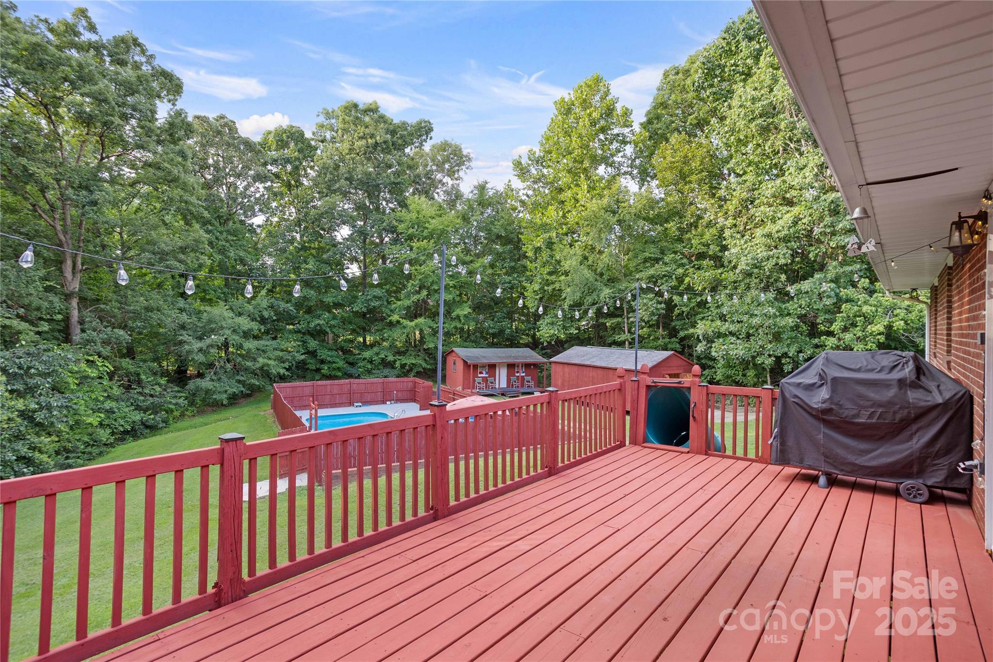 property viewer photo 32